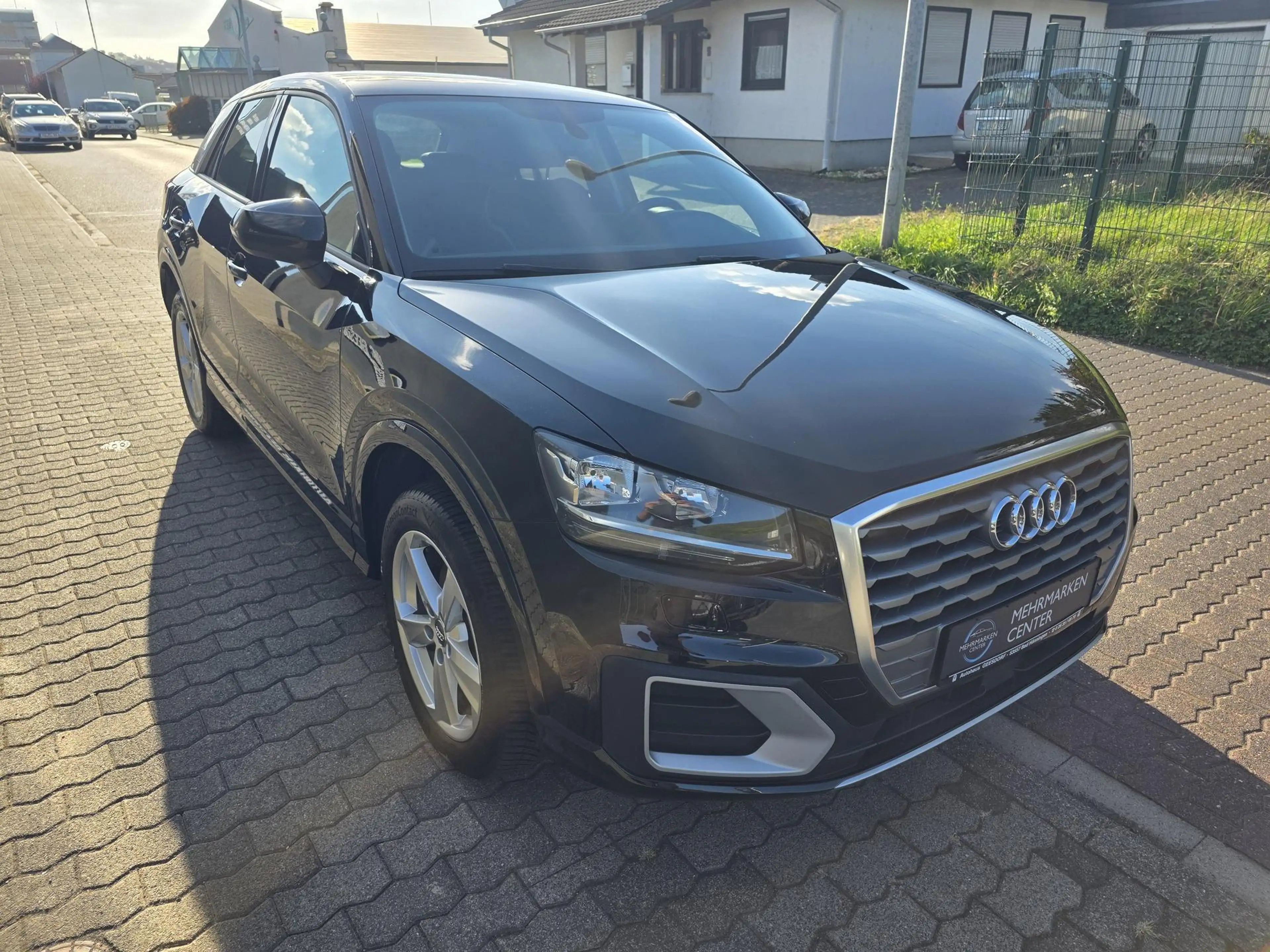 Audi Q2 Sport 1.4 TFSI 150PS | 37TKM HU NEU SHZ PDC 110... — photo 4