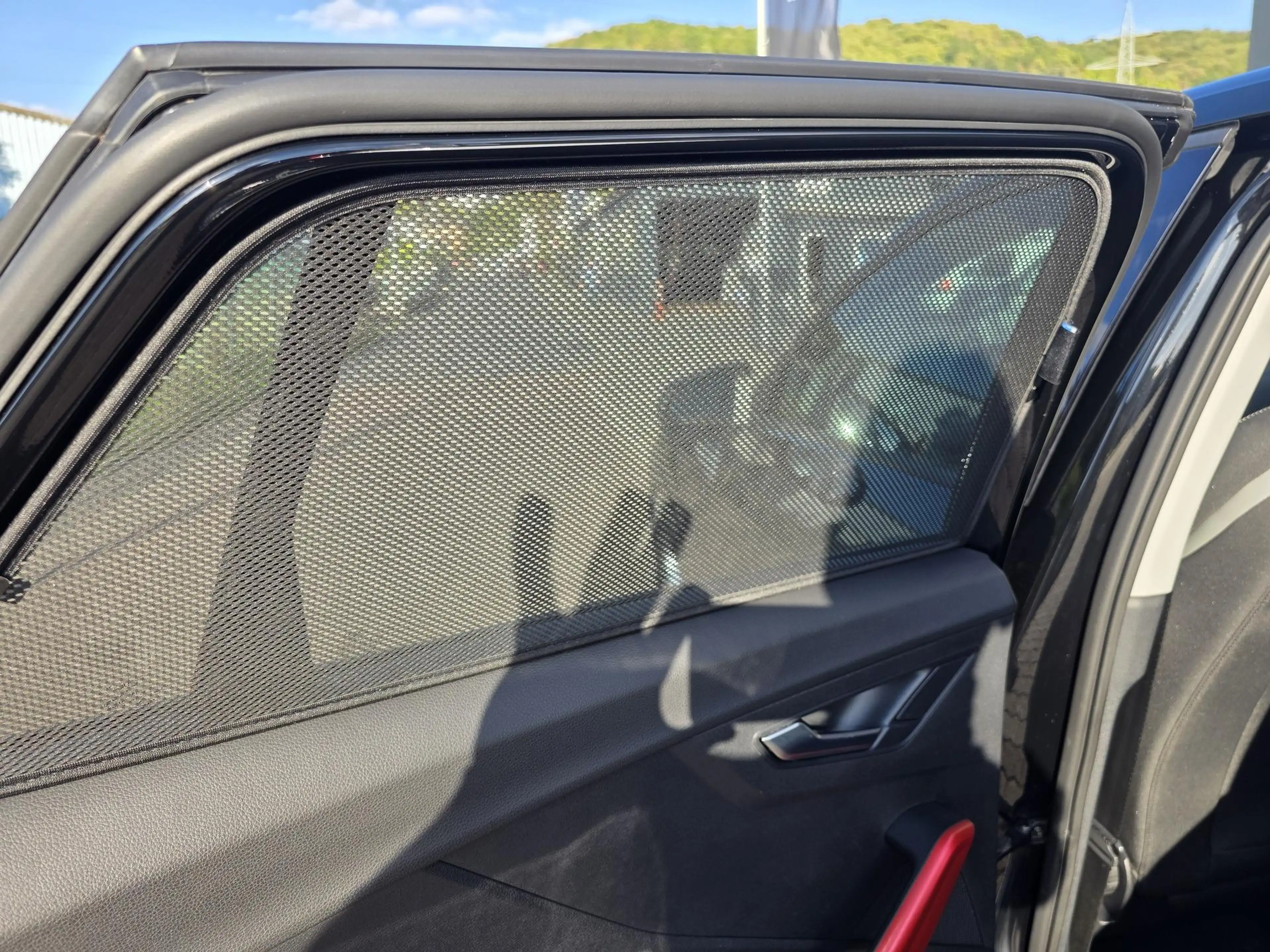 Audi Q2 Sport 1.4 TFSI 150PS | 37TKM HU NEU SHZ PDC 110... — photo 15