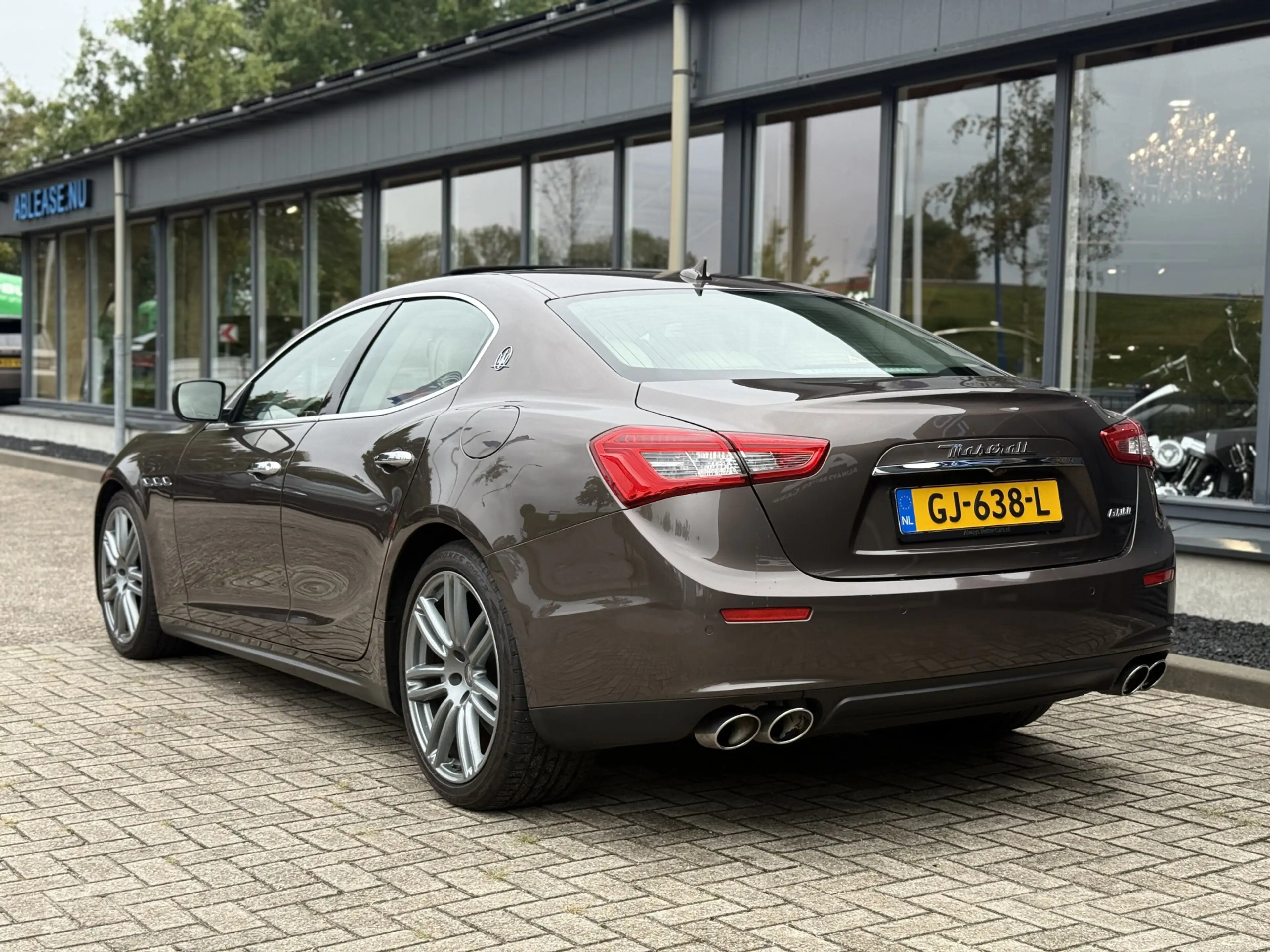 Maserati Ghibli 3.0 V6 D — photo 2