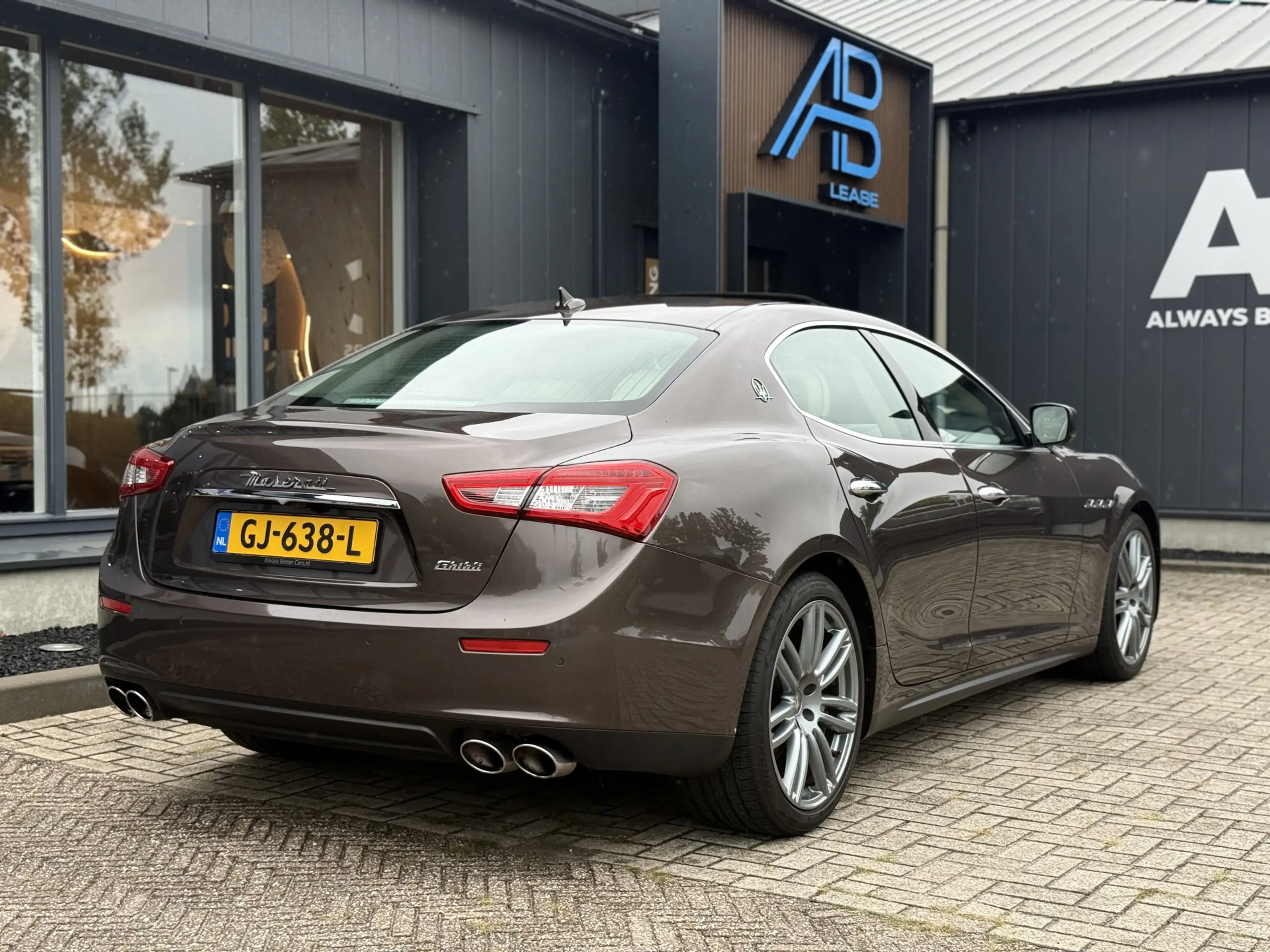 Maserati Ghibli 3.0 V6 D — photo 4