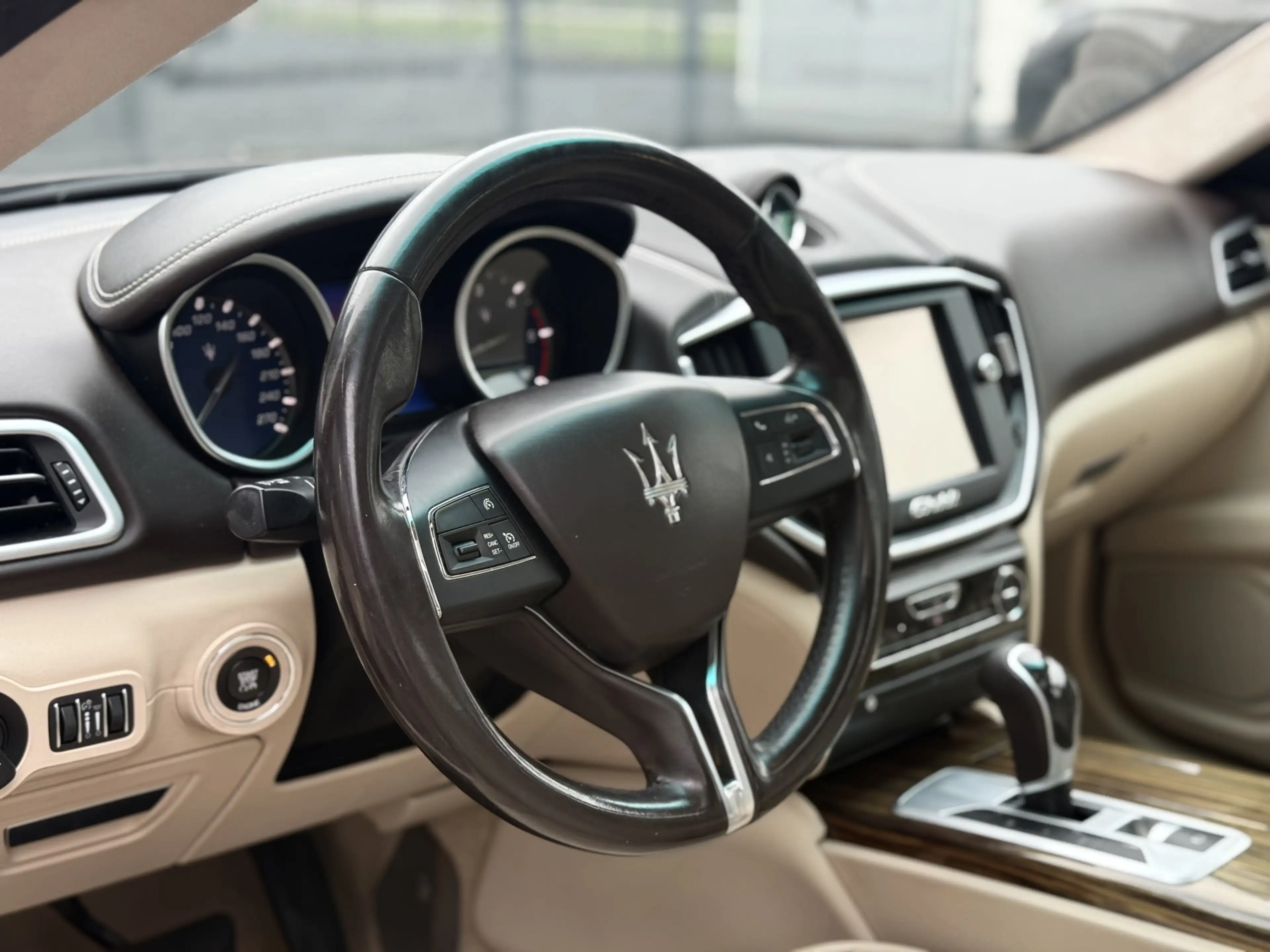 Maserati Ghibli 3.0 V6 D — photo 13