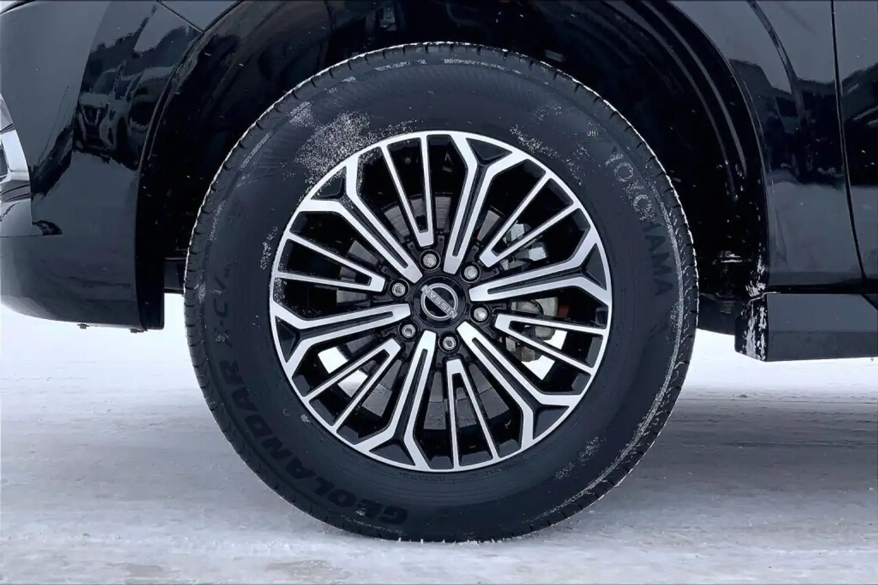 Nissan Armada снимка Nissan Armada