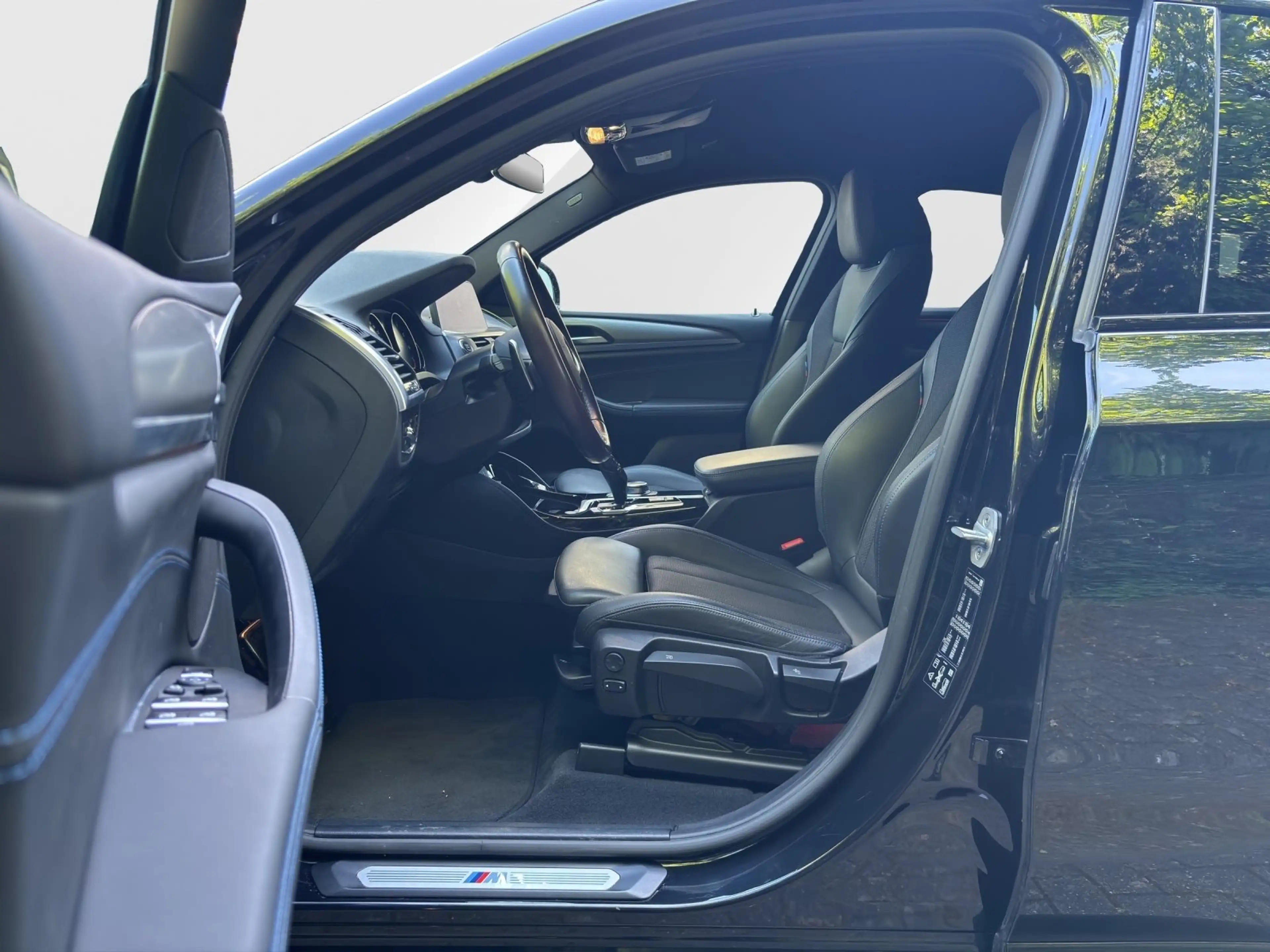 BMW X4 xDrive20i M Sport | AHK | HiFi | LED | Navi | Sitz — photo 10