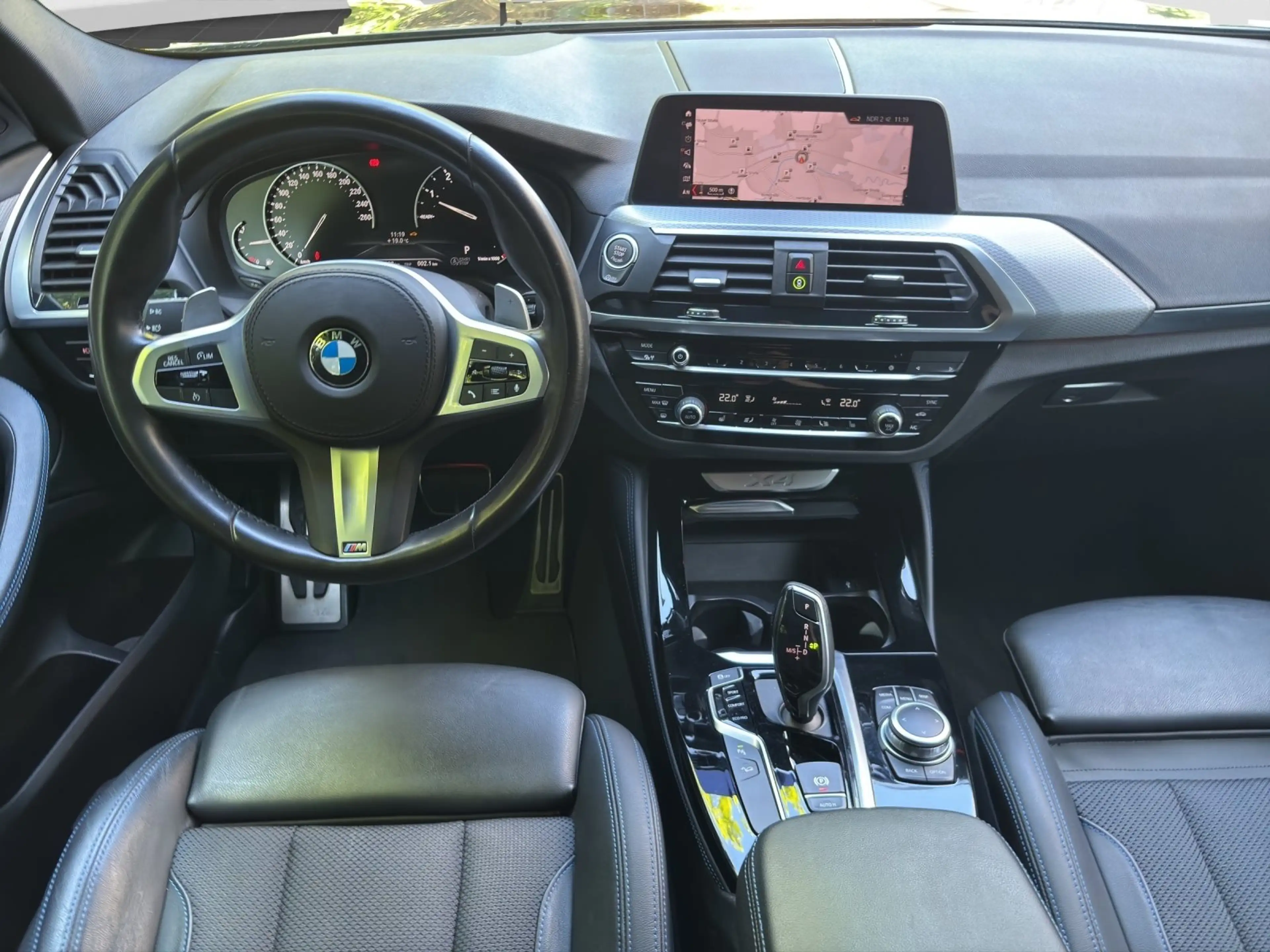 BMW X4 xDrive20i M Sport | AHK | HiFi | LED | Navi | Sitz — photo 14