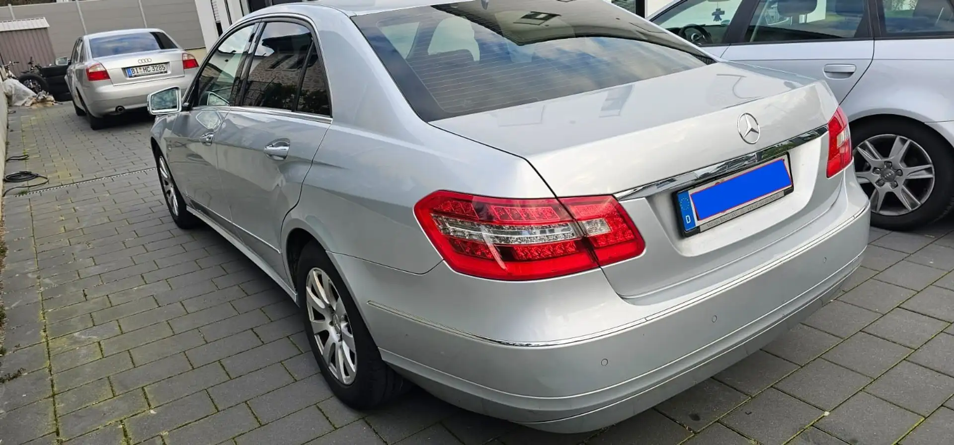 Mercedes-Benz E 250 CDI DPF BlueEFFICIENCY Automatik Avantgarde Kamera Silber - 2