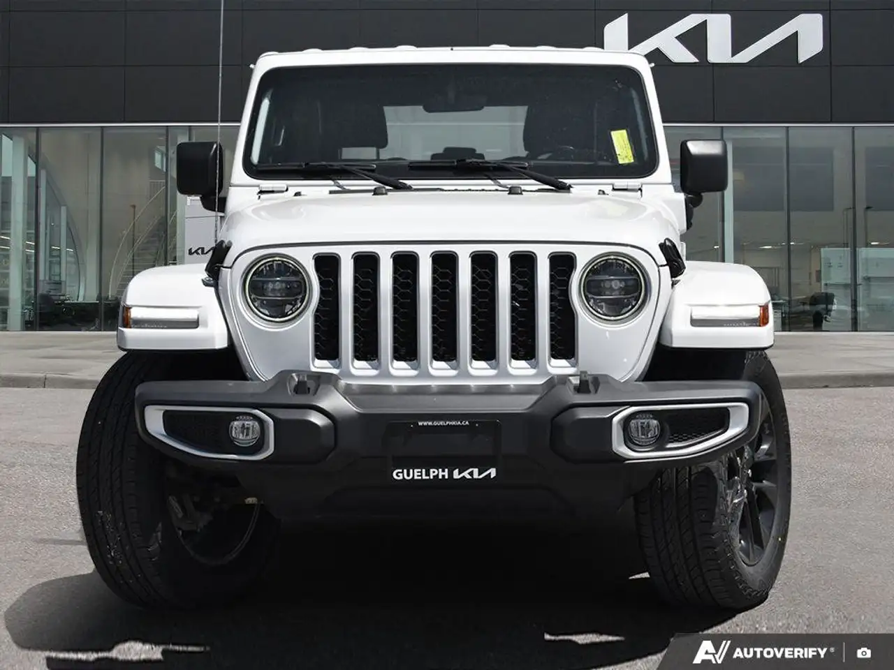 Jeep Wrangler снимка Jeep Wrangler