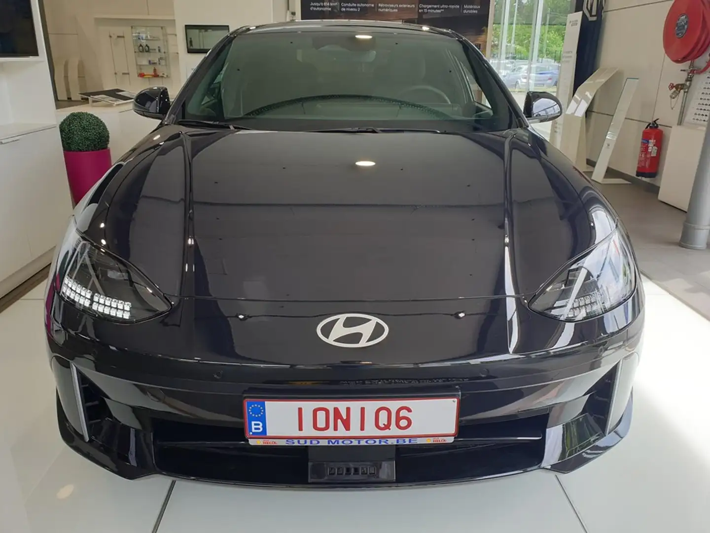 Hyundai IONIQ 6 CORE + Blauw - 2