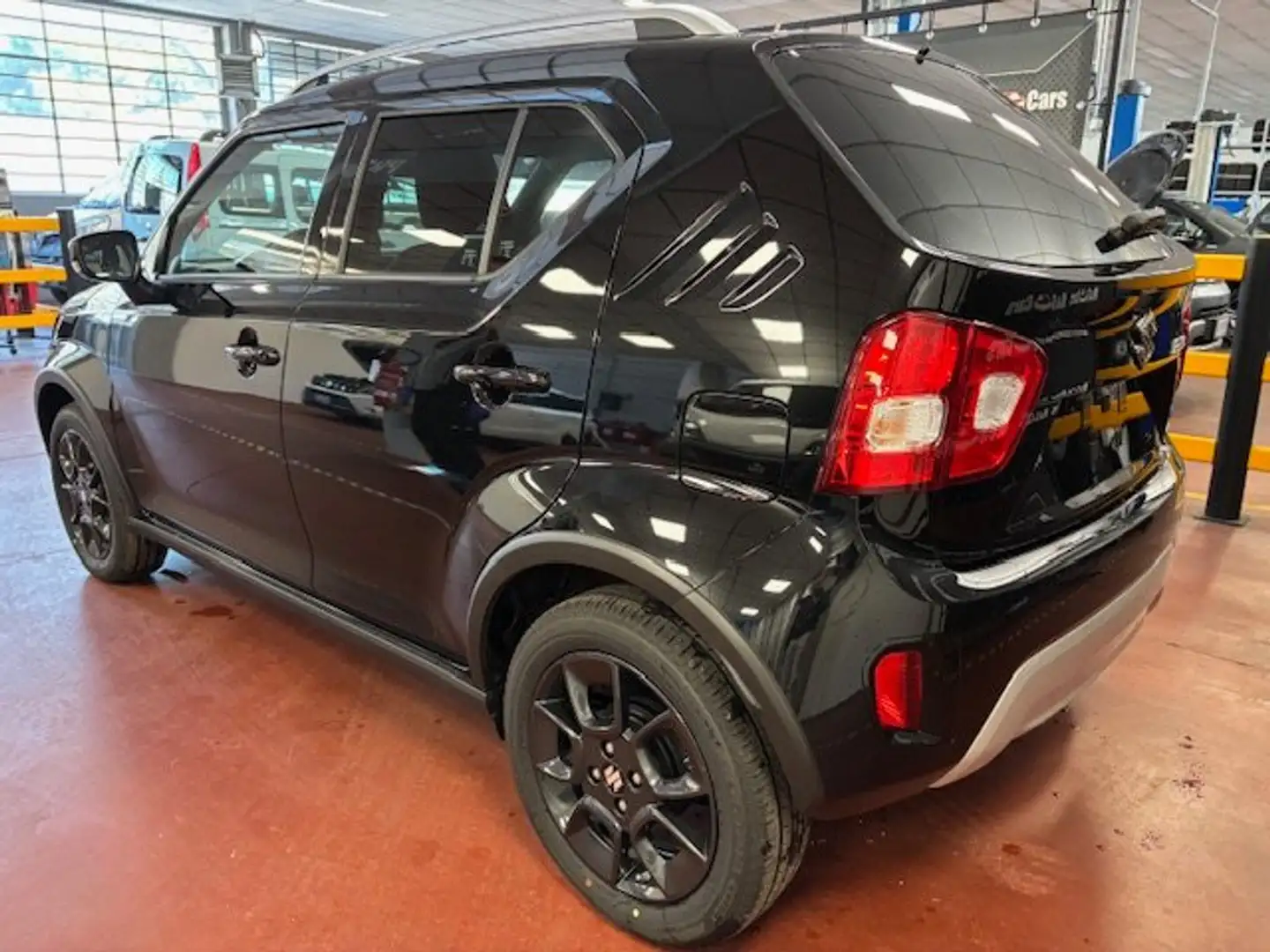 Suzuki Ignis 1.2 HYBRID Top 4WD ALLGRIP - KM0 - PRONTA CONSEGNA Nero - 2