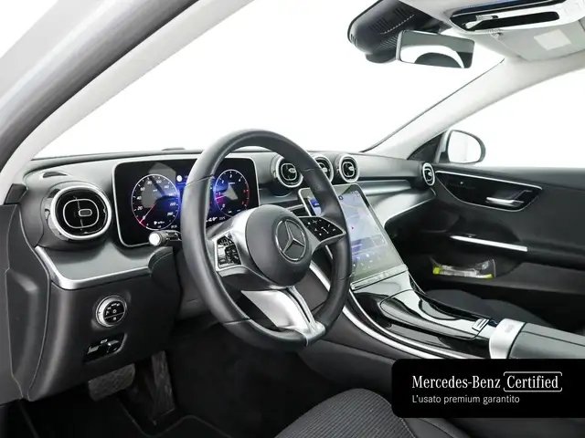 Mercedes-Benz C-Class view 11