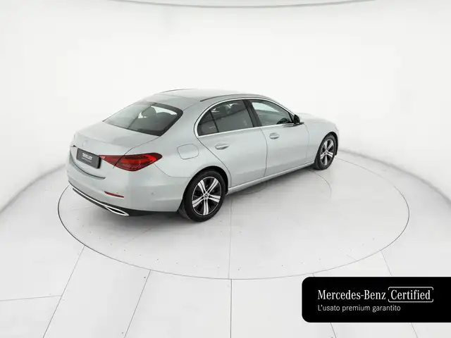 Mercedes-Benz C-Class view 4