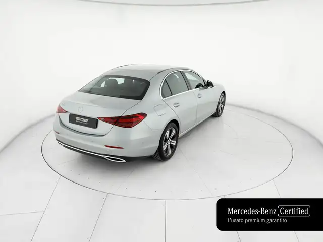 Mercedes-Benz C-Class view 3