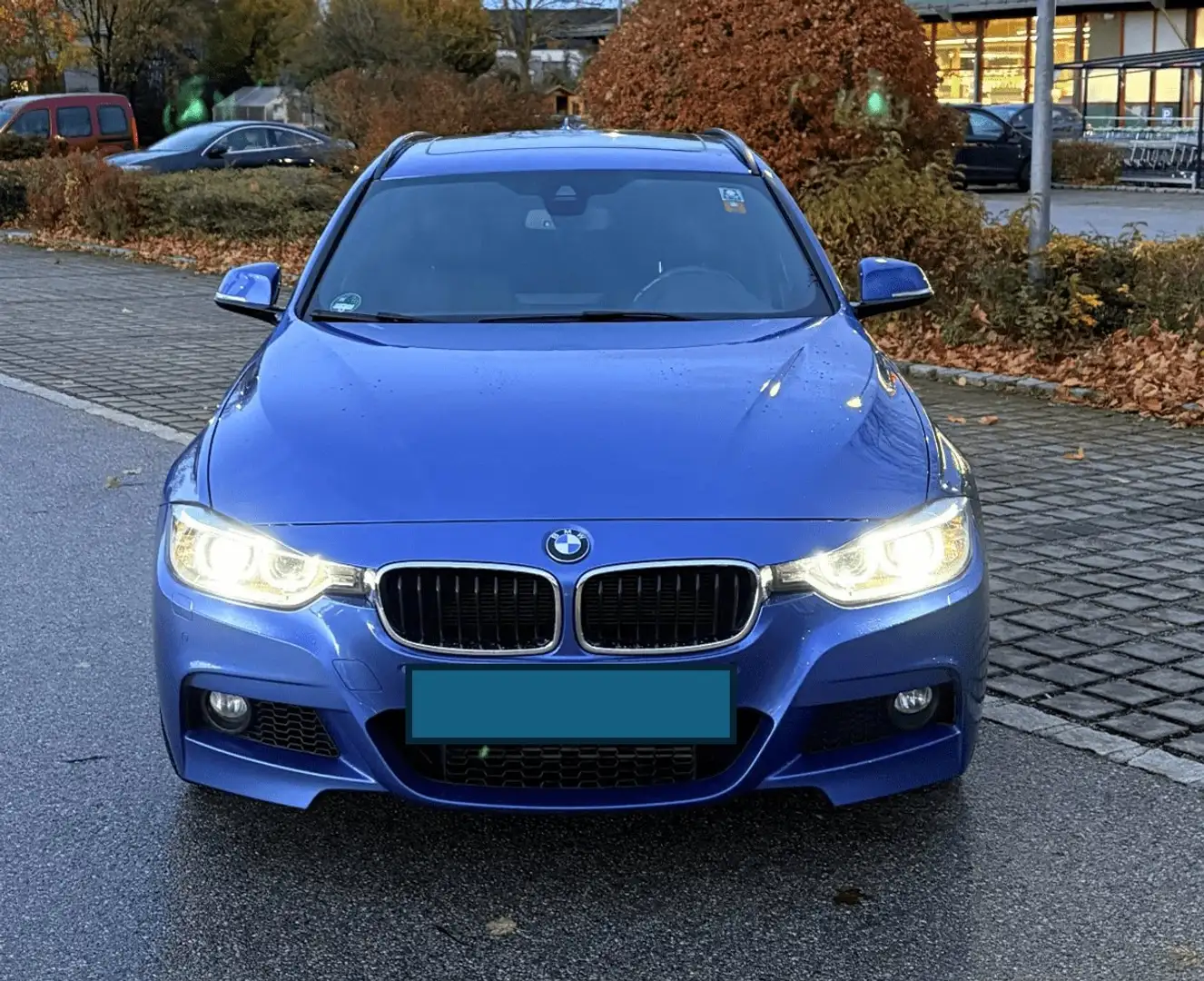 BMW 335 335i Touring Sport Line Blau - 2
