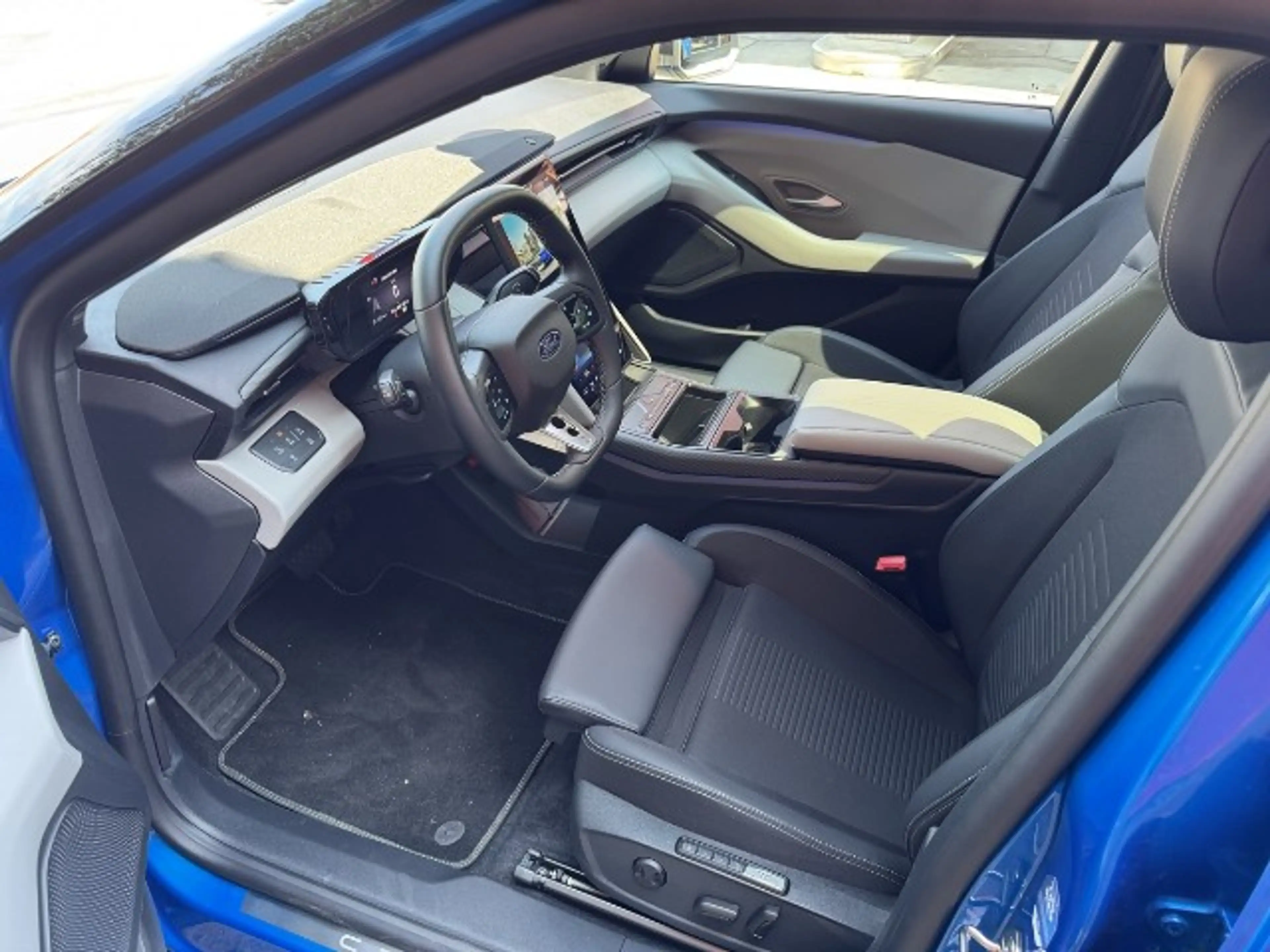 Ford Capri Premium AWD (Extended Range) — photo 7