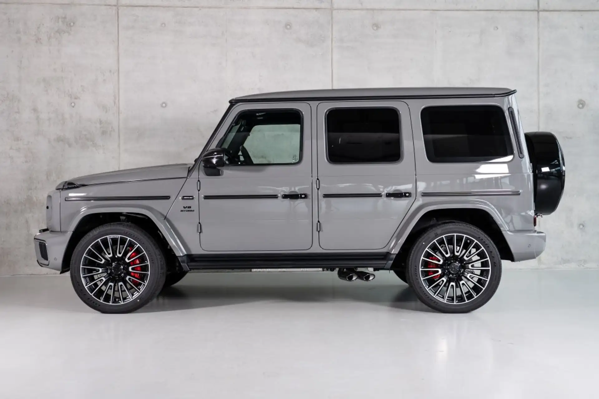 벤츠 G-Class G 63 AMG 2026 회색 사진 5