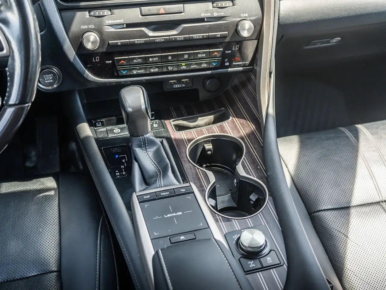 Lexus RX photo Lexus RX
