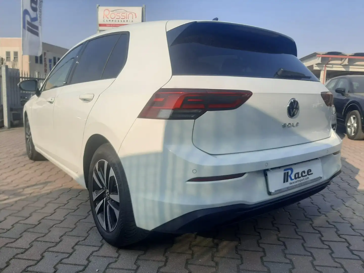 Volkswagen Golf 1.0 TSI UNITED VARI COLORI E ALLESTIMENTI Grigio - 2