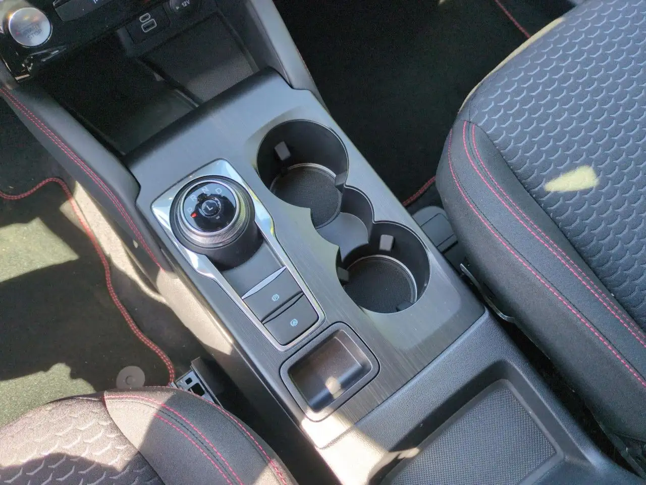 Ford Kuga 1.5 EcoBoost ST-Line Automatik Bluetooth Navi 15
