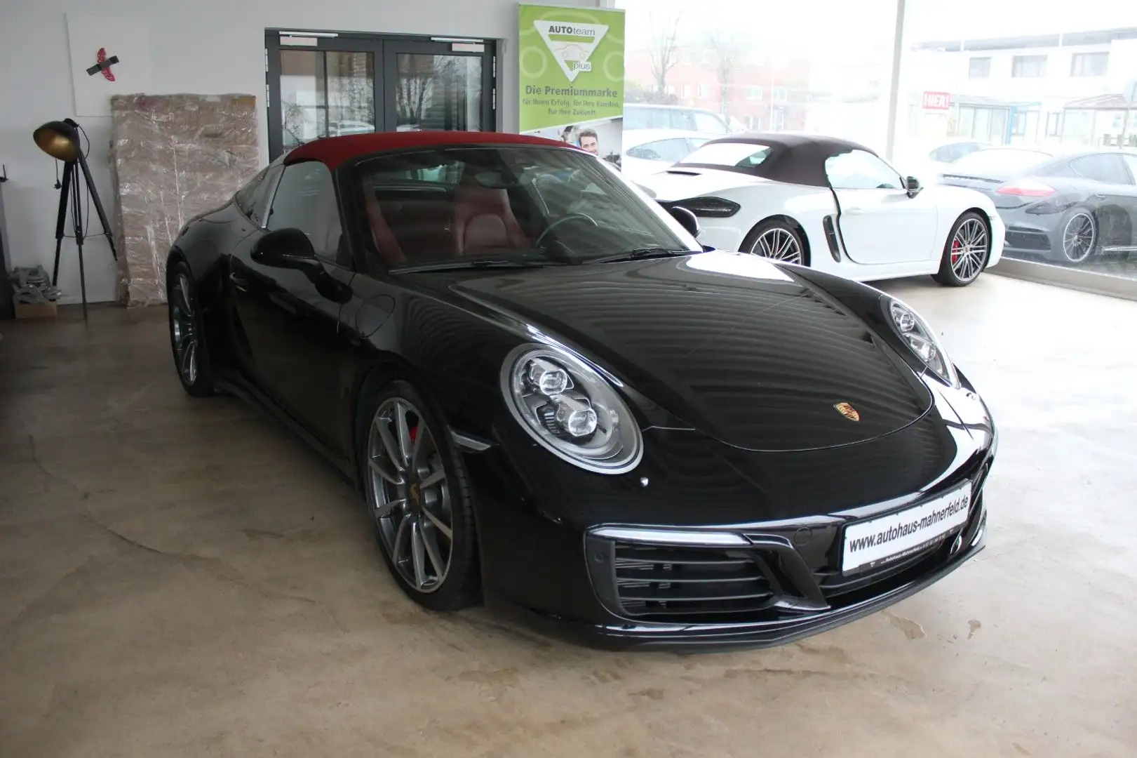 Porsche 991 Targa 4S SportChronoPlus/PDLS+/Lift Black - 2