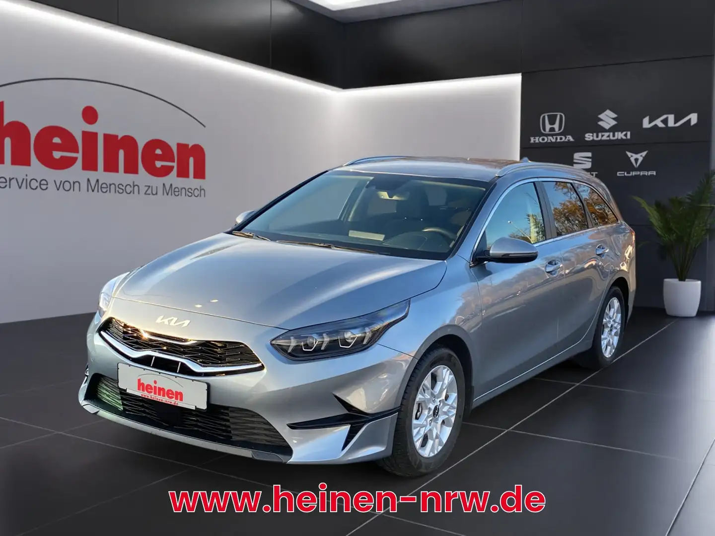 Kia Ceed SW / cee'd SW Ceed Sportswagon 1.5 T-GDI DCT Vision LM PDC ACC Zilver - 1