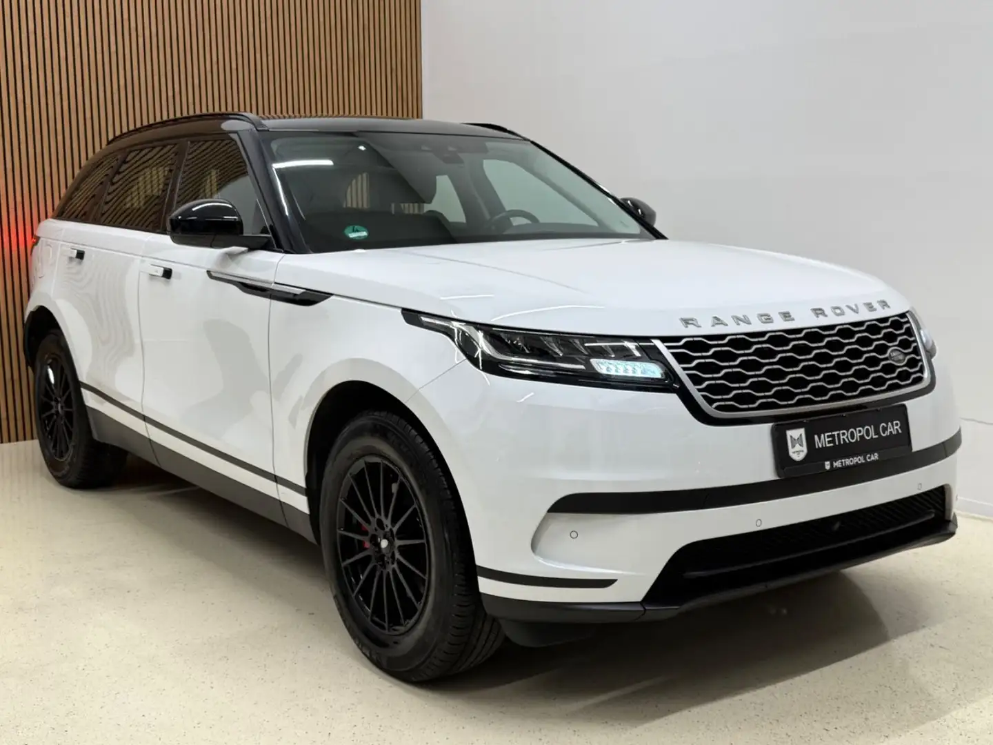 Land Rover Range Rover Velar 2.0 D KEYL/LED/AHK/NAV/KAM/LM Weiß - 1