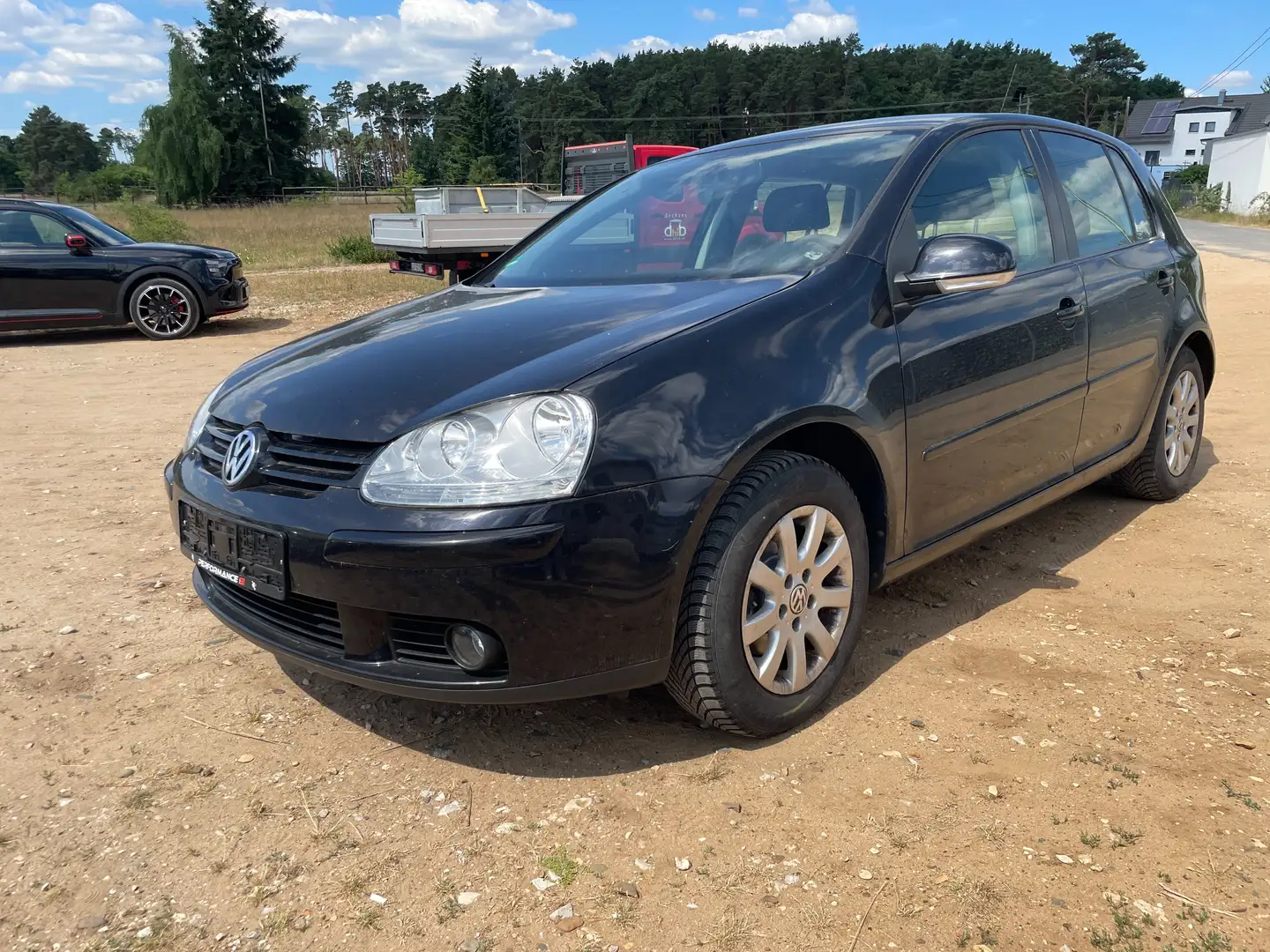 Volkswagen Golf 1.6 FSI TÜV/Service/Bremsen NEU+KLIMA+Temp Zwart - 1
