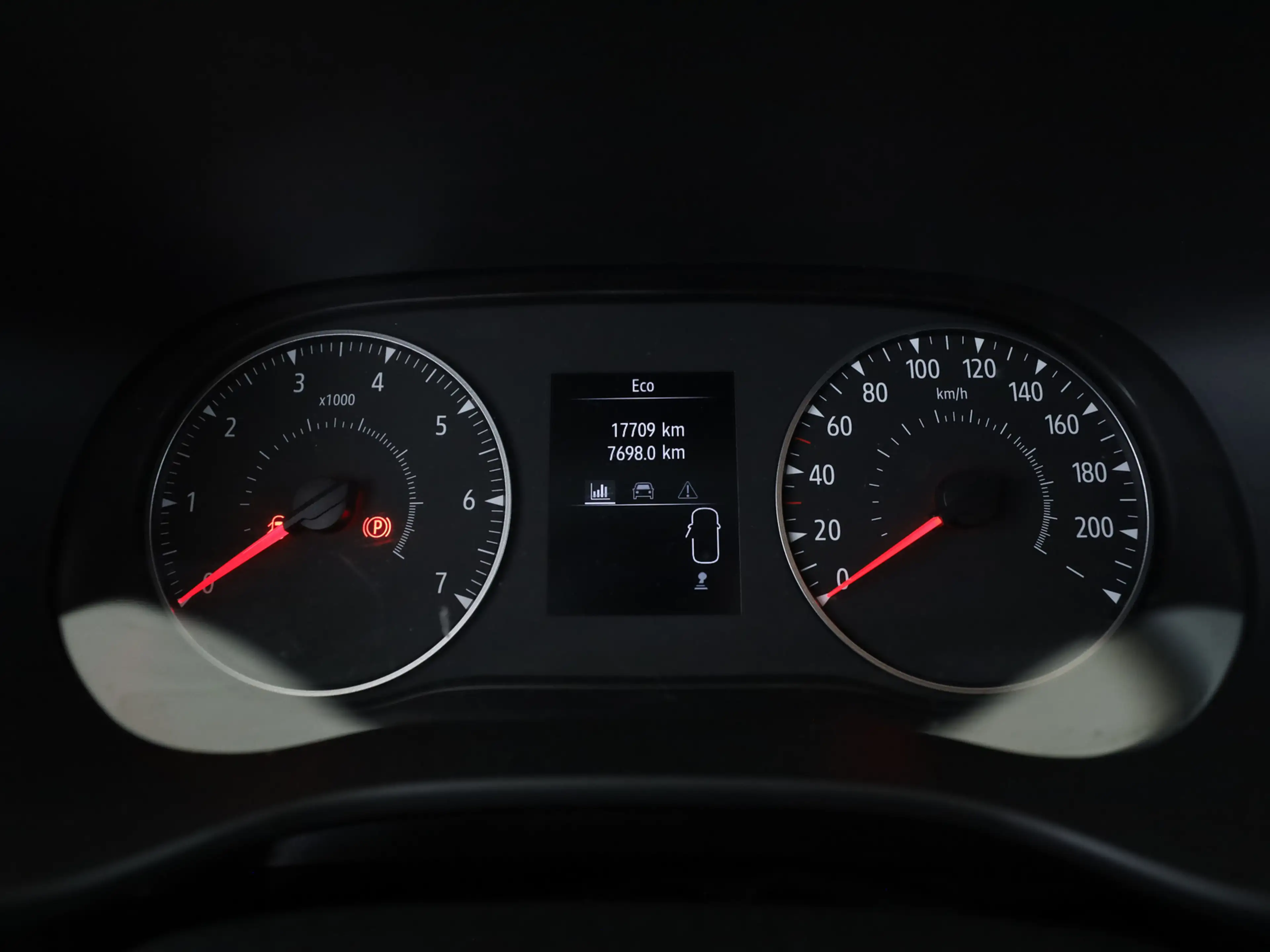 Dacia Jogger Extreme+ TCe 110 7-Sitzer SHZ PDC KLIMA BT — photo 14