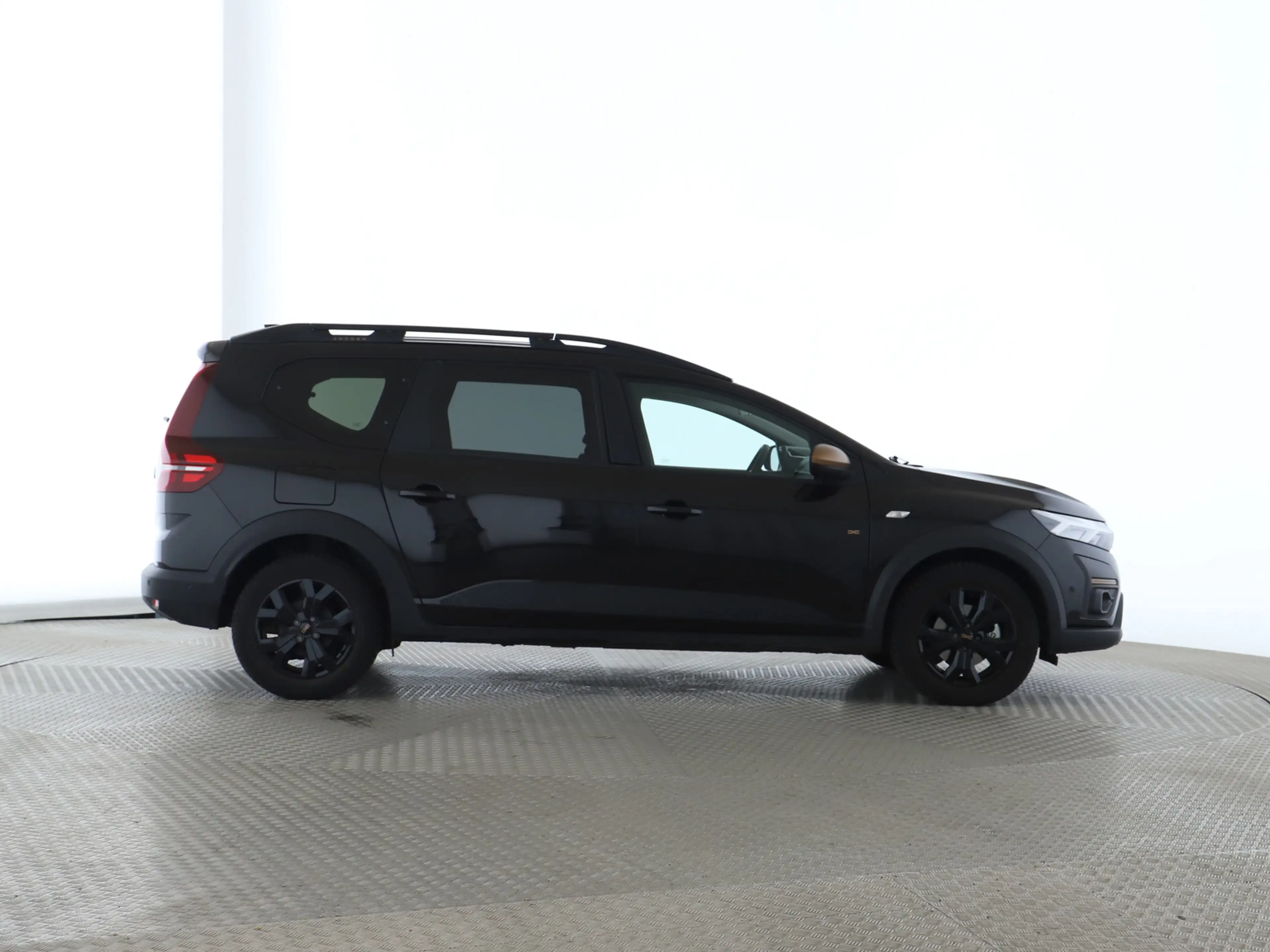 Dacia Jogger Extreme+ TCe 110 7-Sitzer SHZ PDC KLIMA BT — photo 8