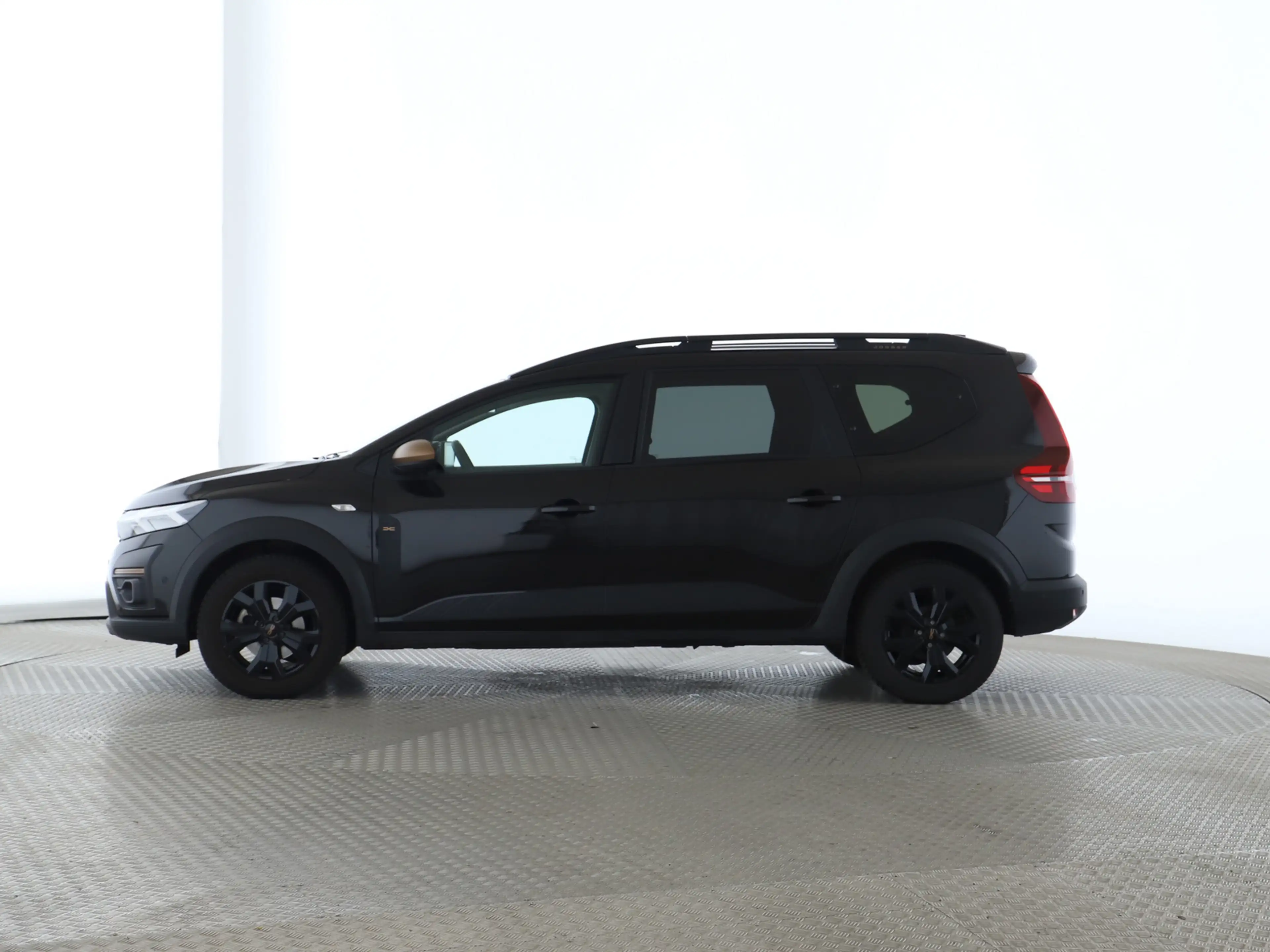 Dacia Jogger Extreme+ TCe 110 7-Sitzer SHZ PDC KLIMA BT — photo 2