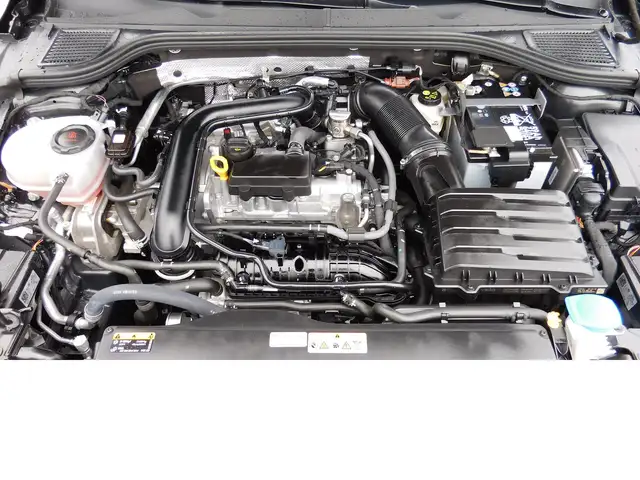 Volkswagen Golf view 14