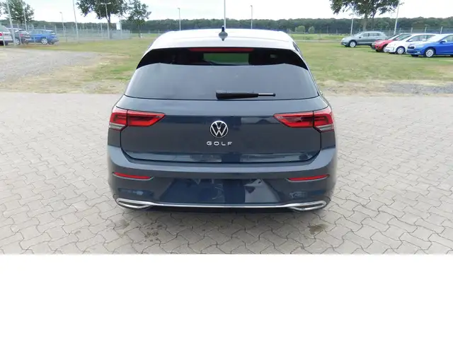 Volkswagen Golf view 4