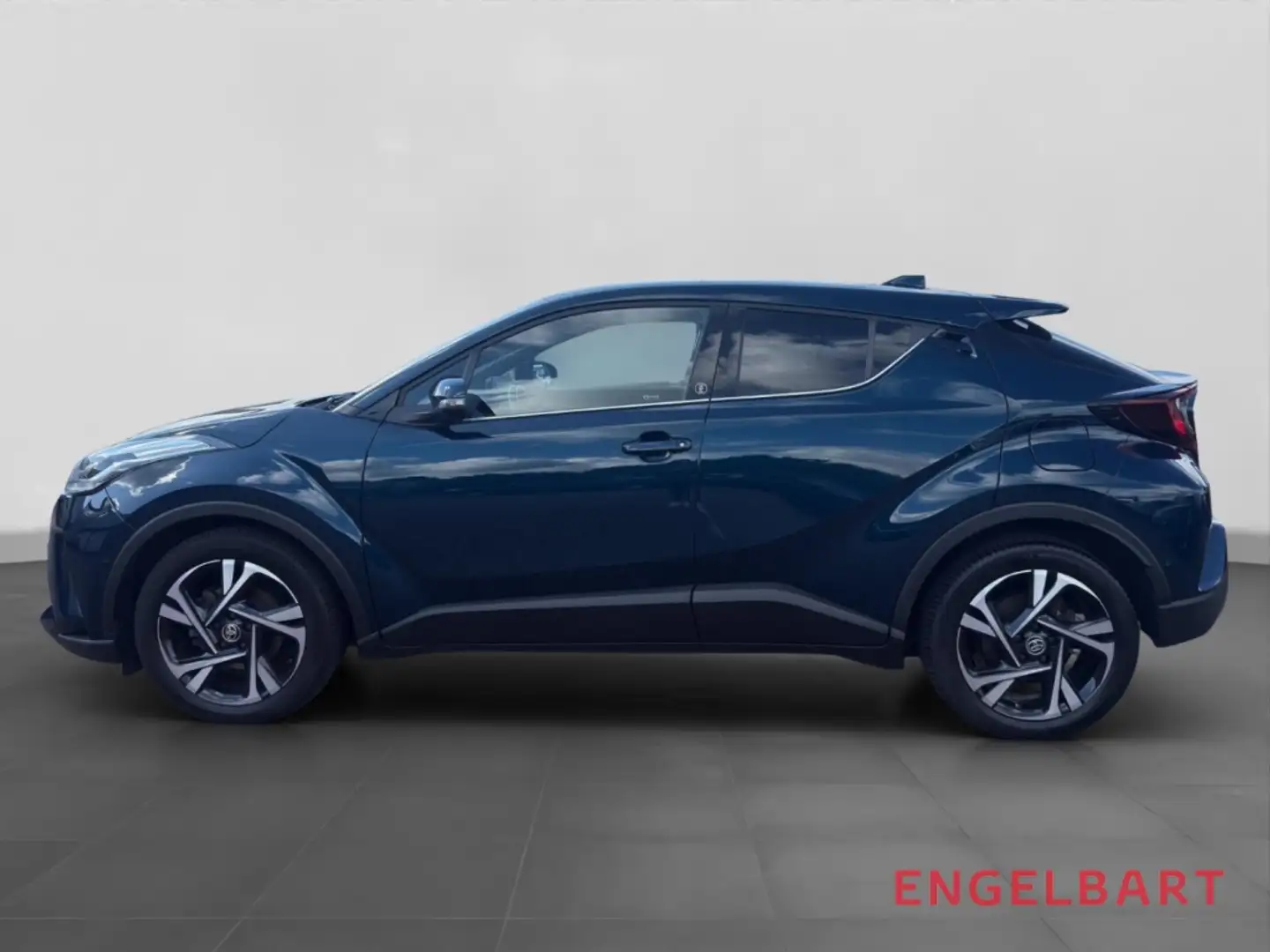 Toyota C-HR Hybrid Team D 2.0 Navi CarPlay LED Android Auto DA Blauw - 2