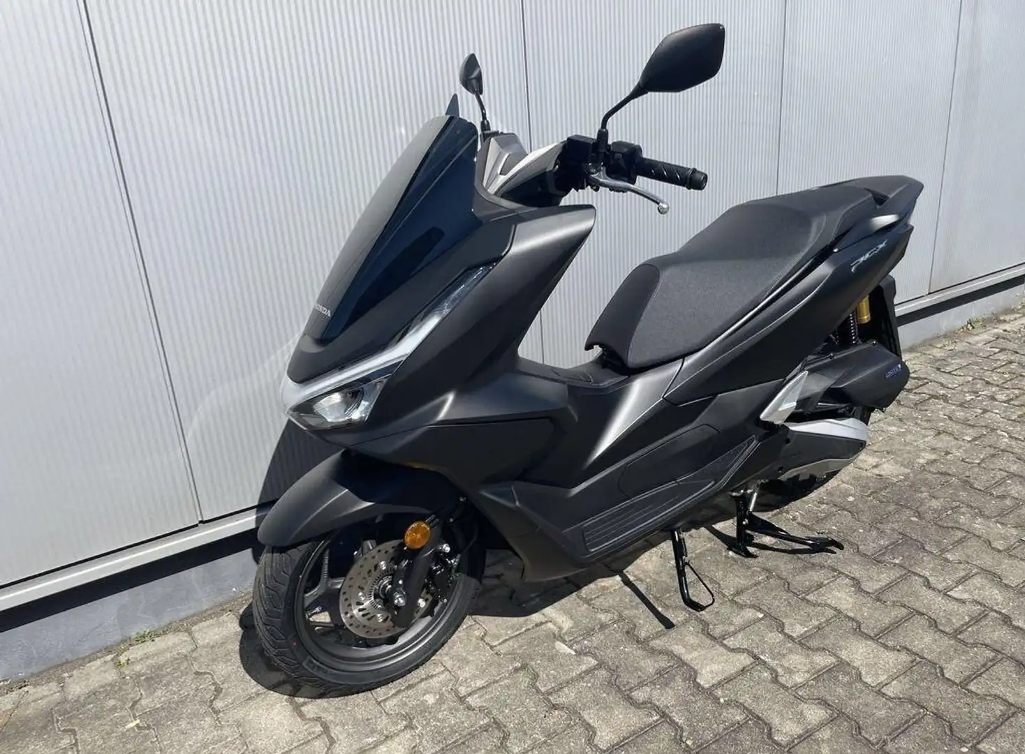 Honda PCX 125 Black - 1