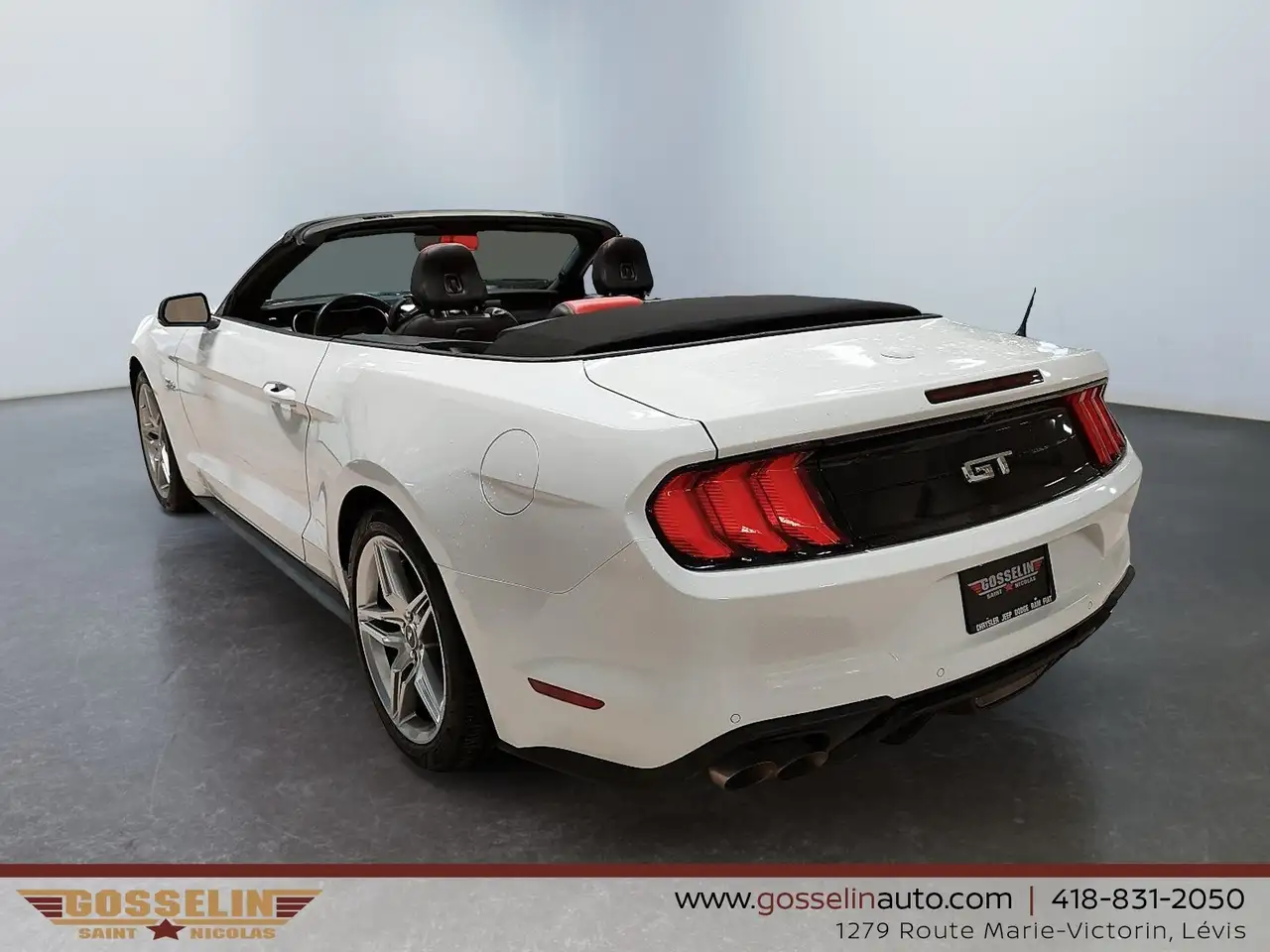 Ford Mustang снимка Ford Mustang