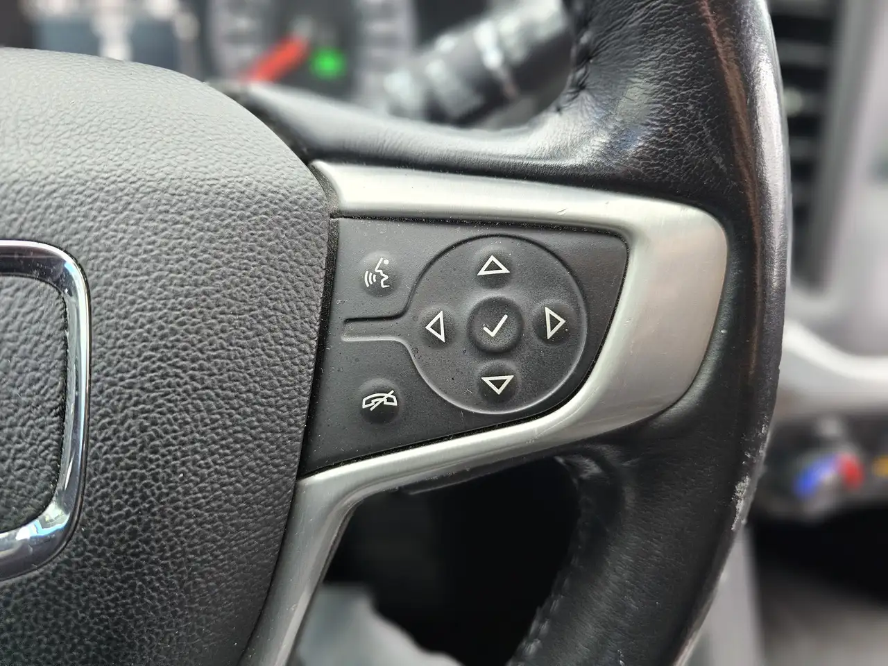 GMC Acadia снимка GMC Acadia