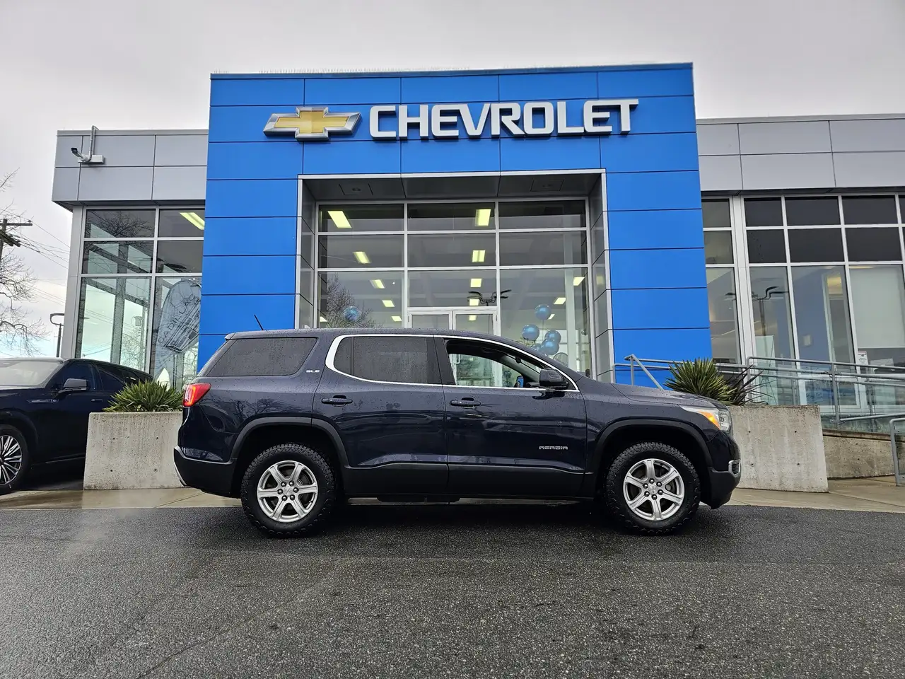 GMC Acadia снимка GMC Acadia