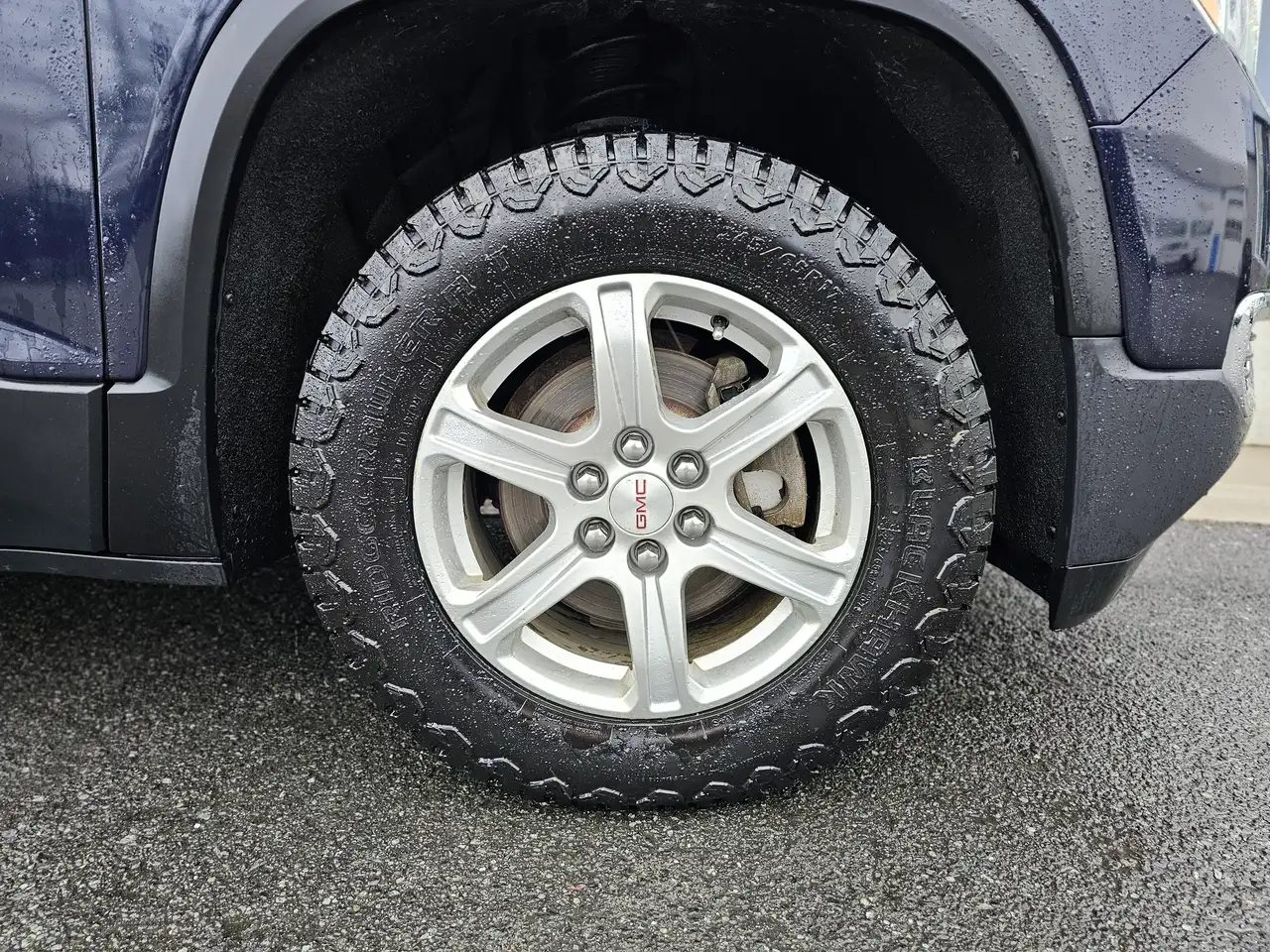 GMC Acadia снимка GMC Acadia