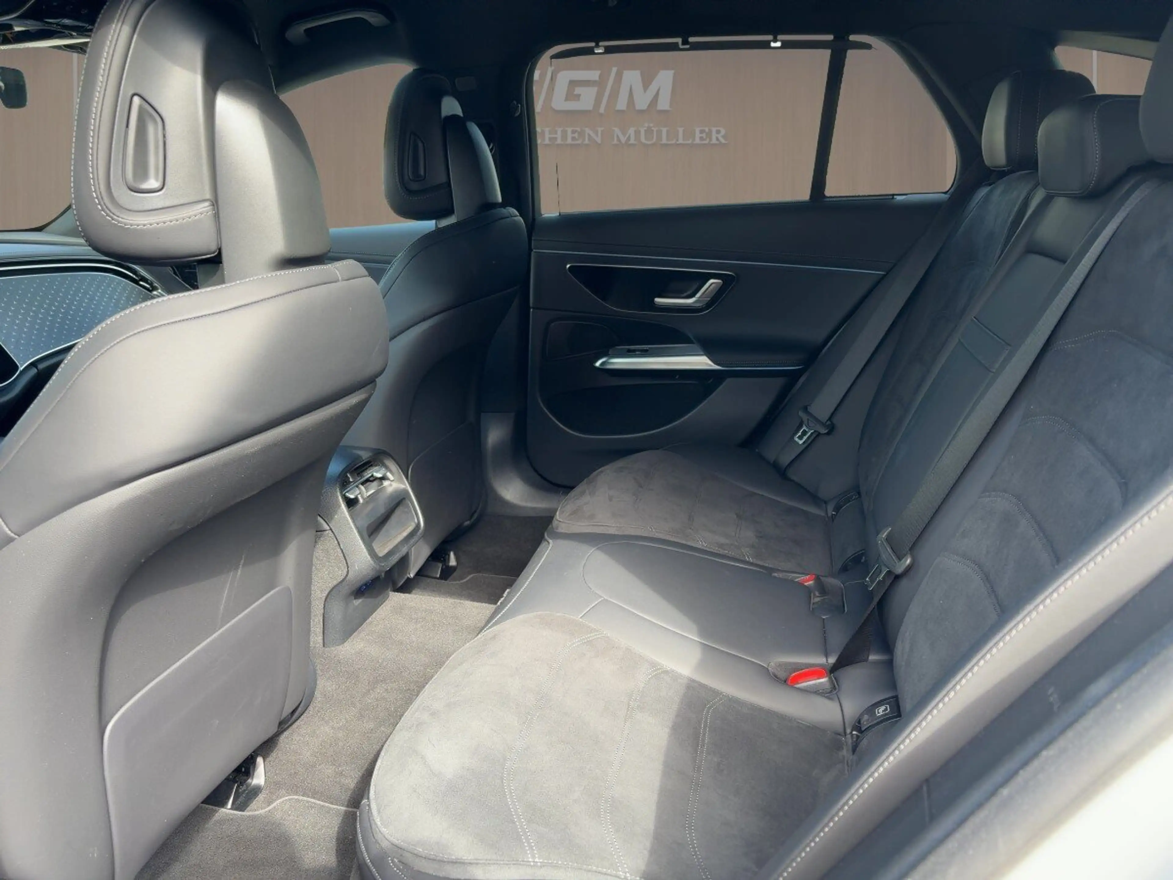 Mercedes-Benz E 300 E 300e T-Modell mit EQ Hybrid AMG-LINE+360+MEMORY+ — photo 7