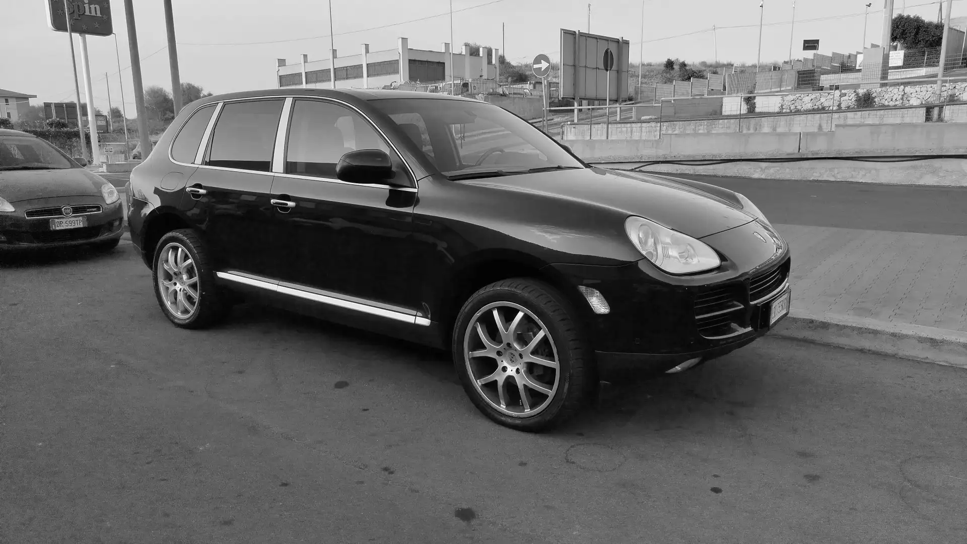 Porsche Cayenne 3.2 Nero - 2