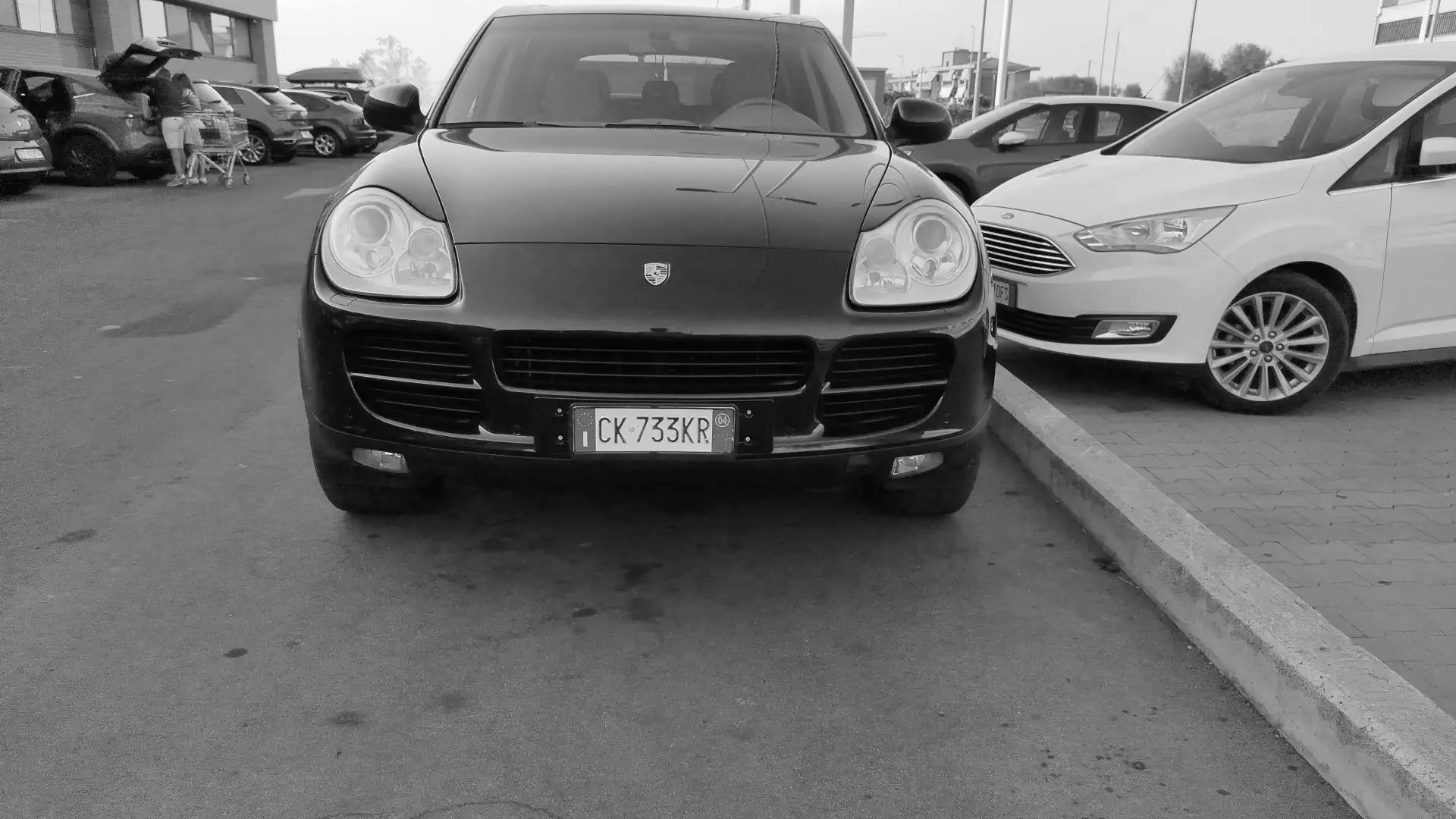 Porsche Cayenne 3.2 Nero - 1