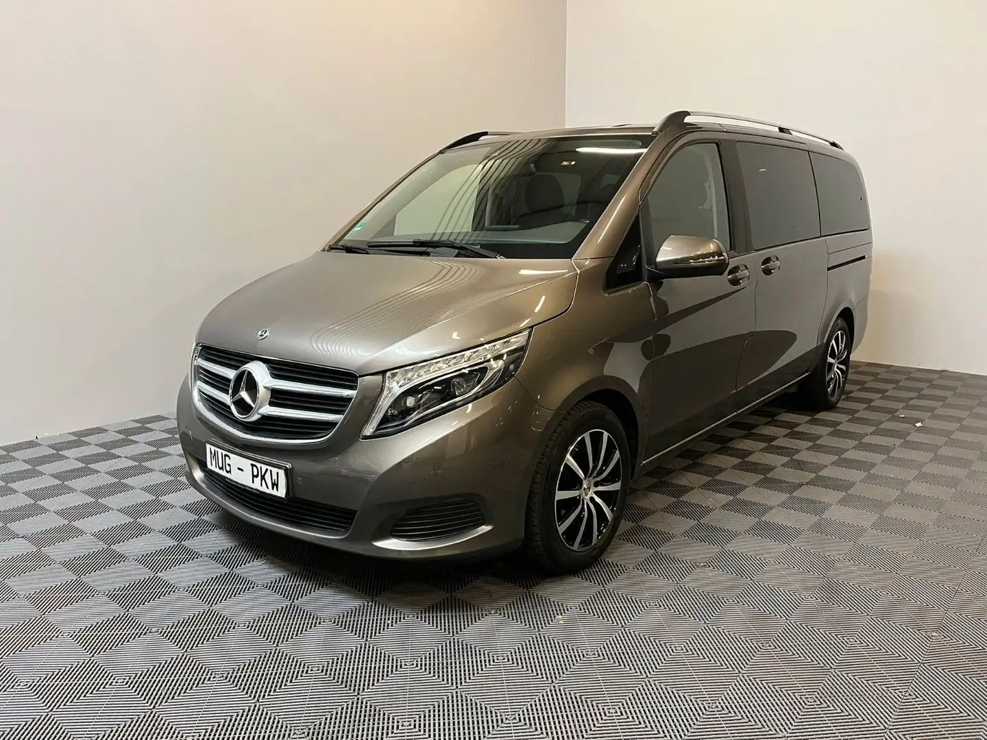 Mercedes-Benz V 220 d EDITION lang*7Sitze-LED-Kamera* Grau - 1