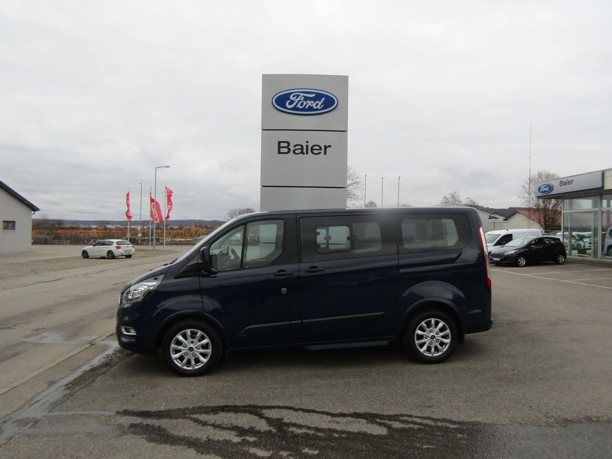 Second hand Ford Tourneo Custom 