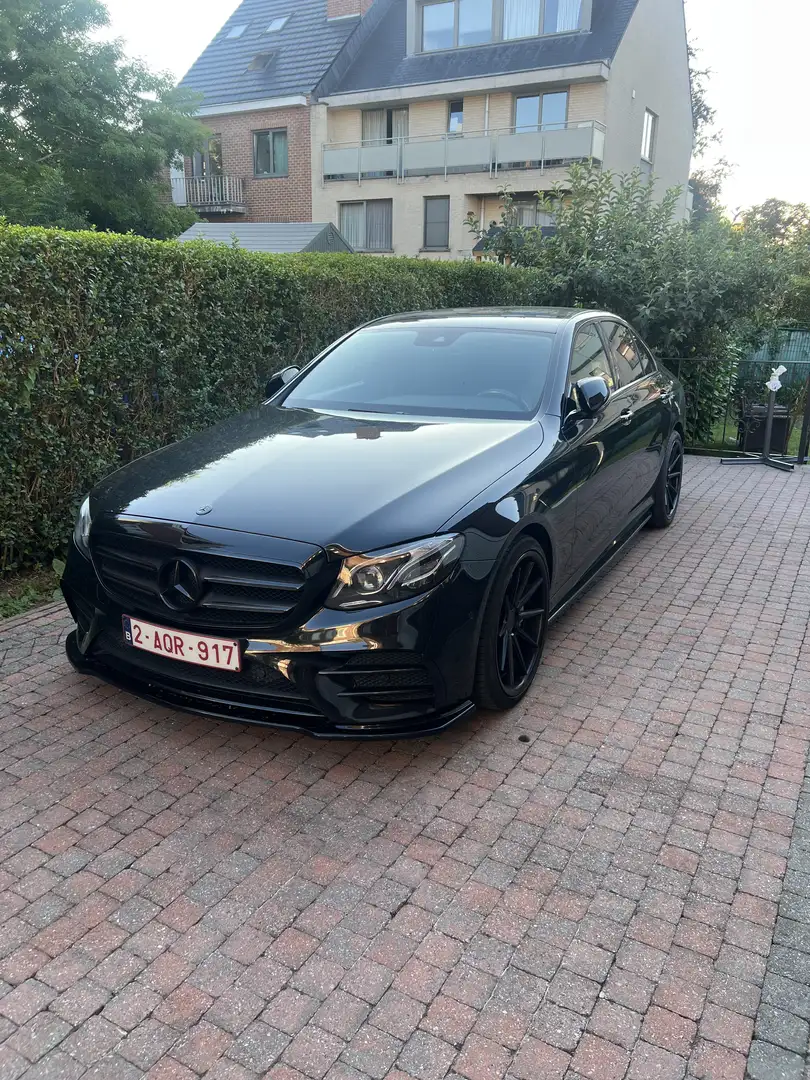 Mercedes-Benz E 220 d AMG Full Black 95000km - 1