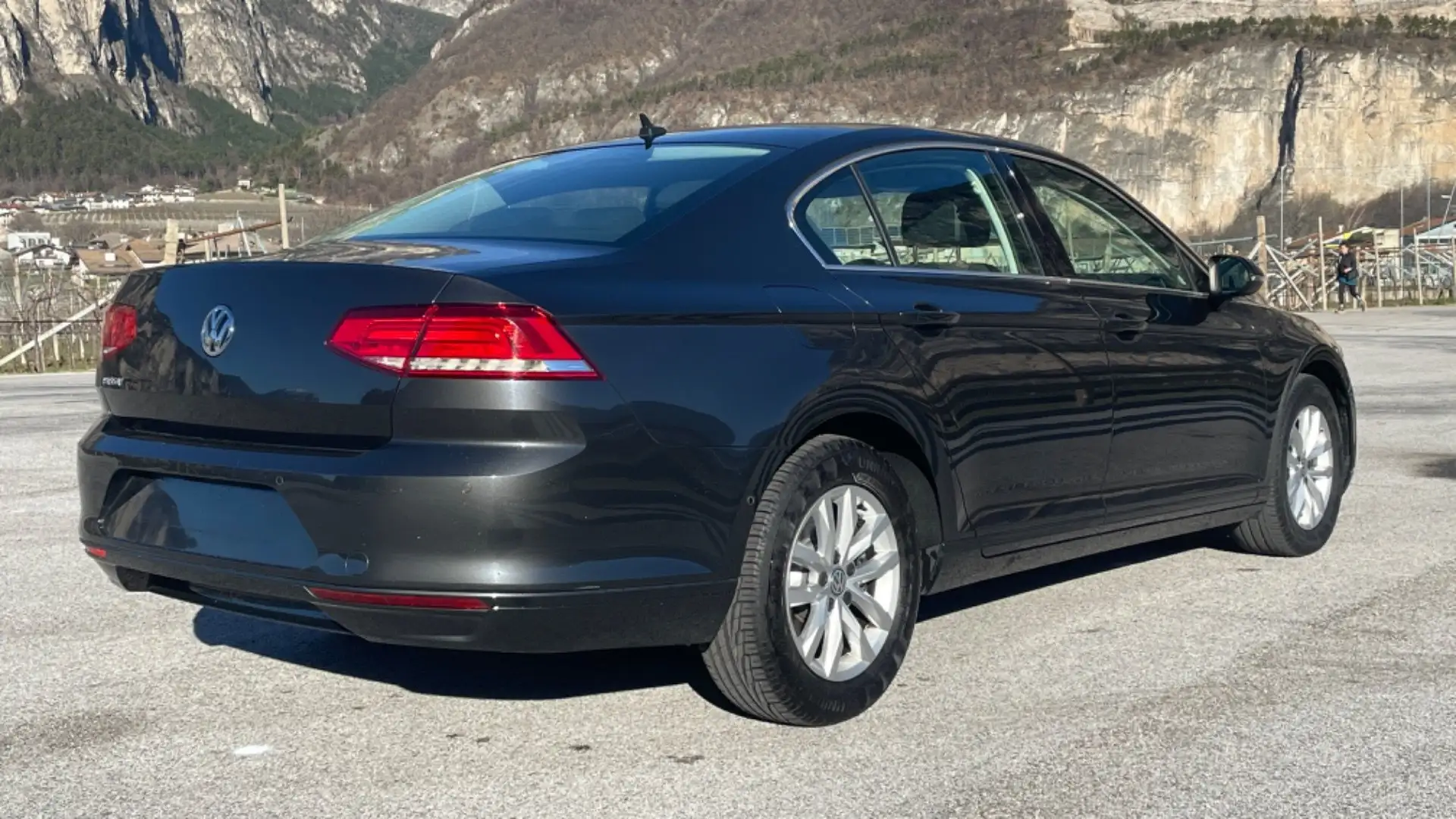 Volkswagen Passat 2.0TDI DSG BERLINA - 2019 Grigio - 2