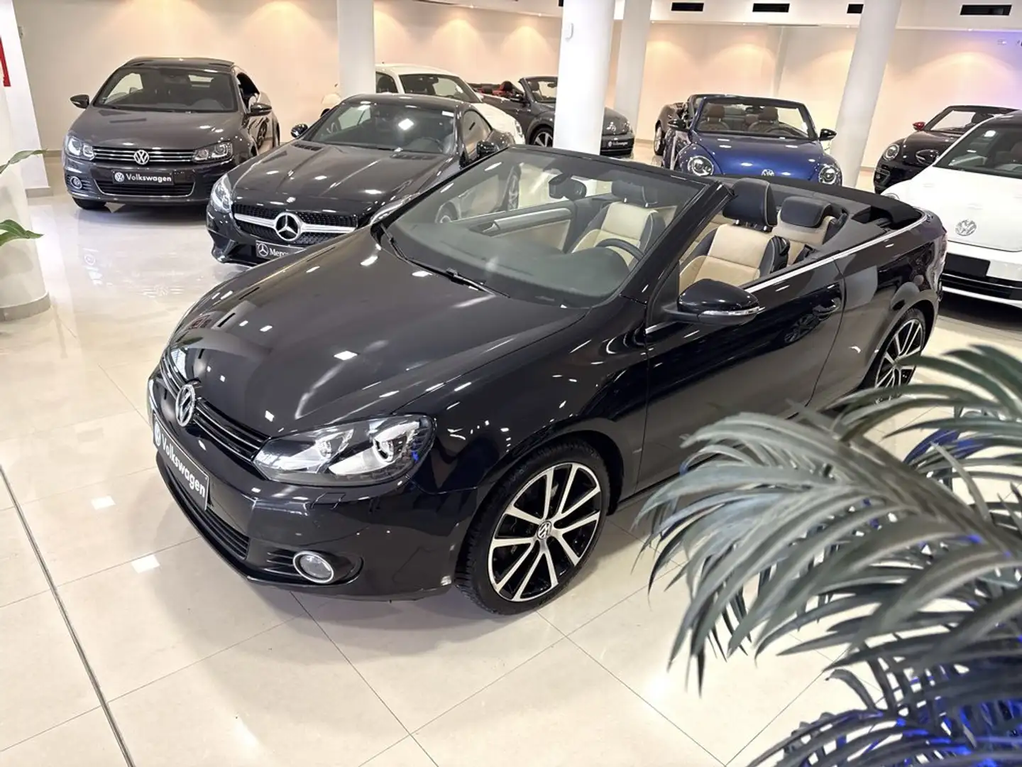Volkswagen Golf Cabrio 1.4 TSI 160cv Noir - 1