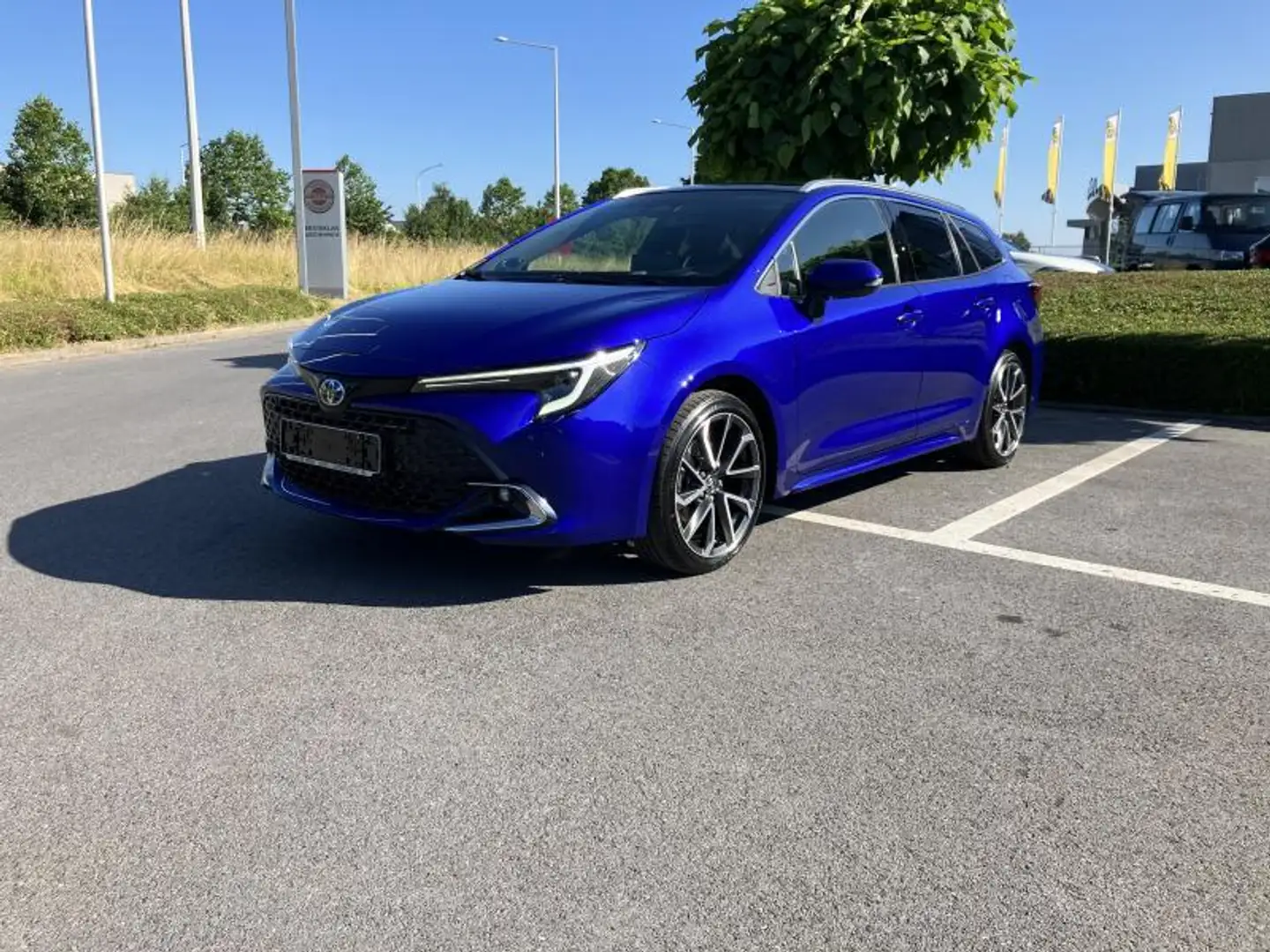 Toyota Corolla Premium Bleu - 1