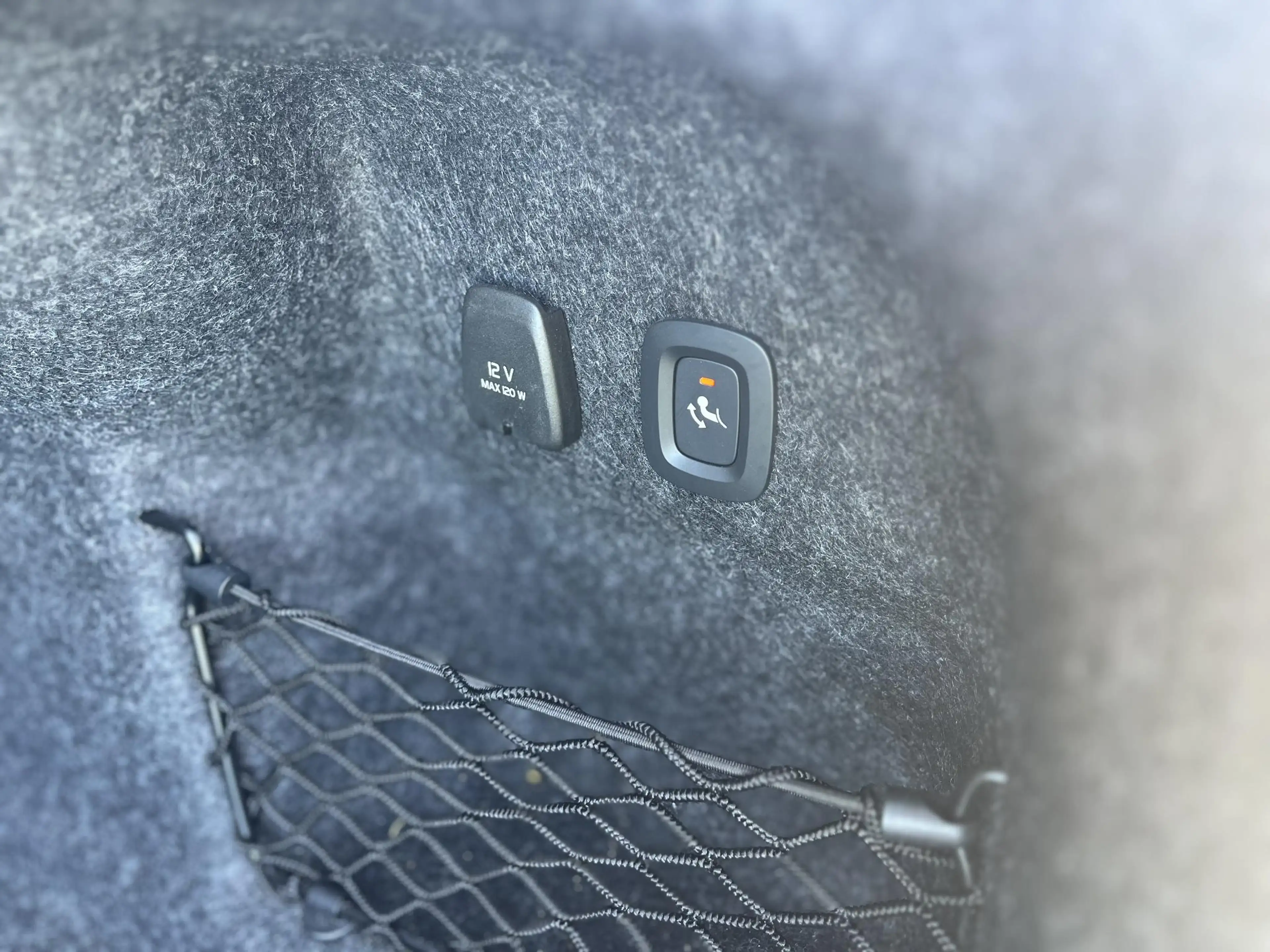 Volvo S60 T4 R-Design | Trekhaak | Memoryseats | Parkeercame — photo 13