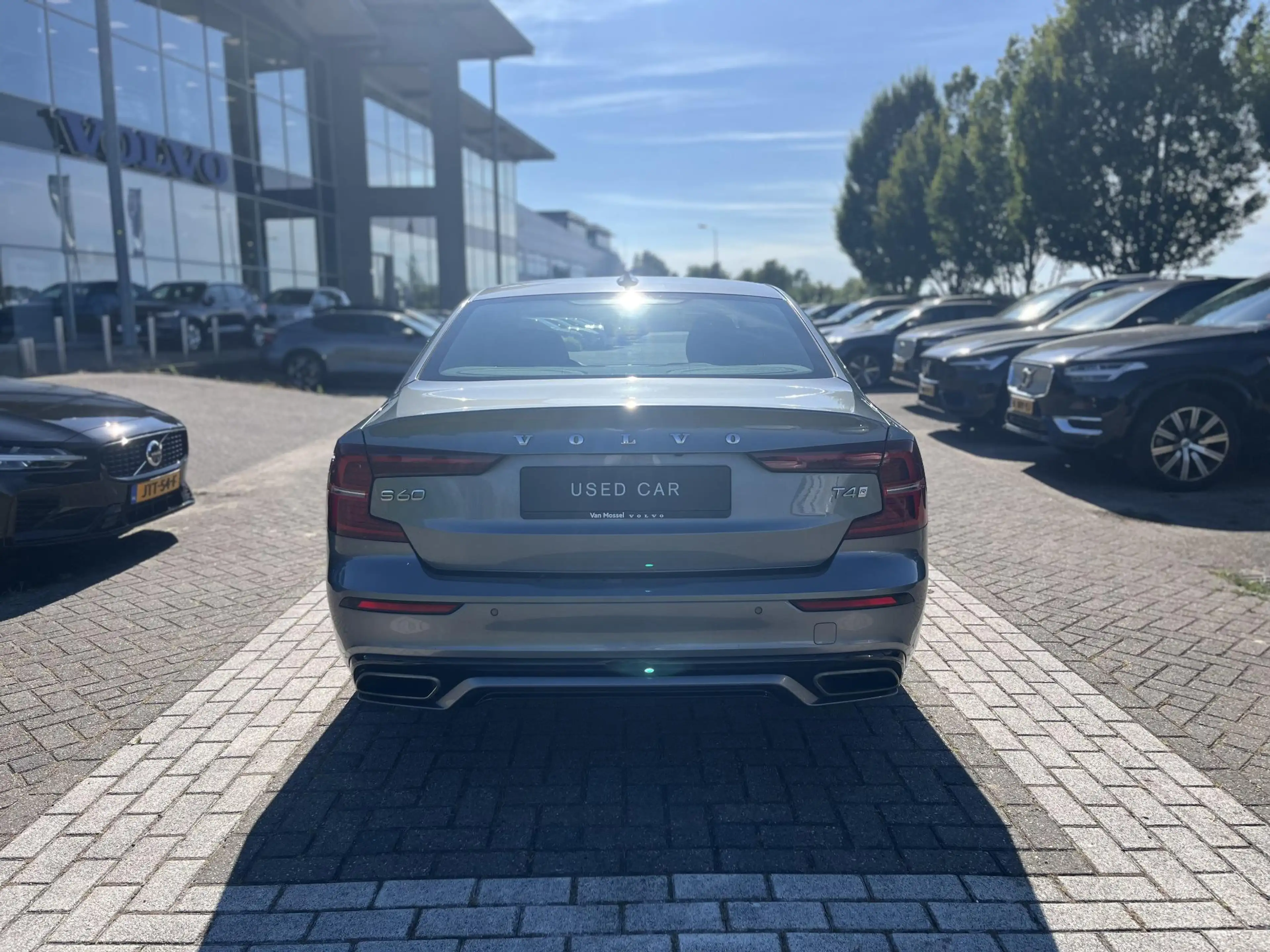 Volvo S60 T4 R-Design | Trekhaak | Memoryseats | Parkeercame — photo 10