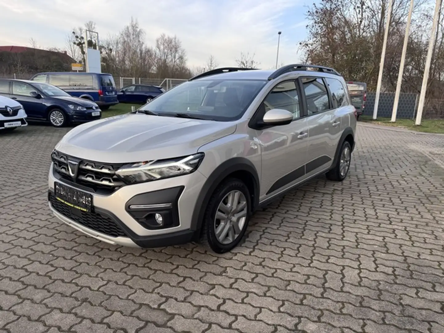 Dacia Jogger Comfort 7 Sitze - 1