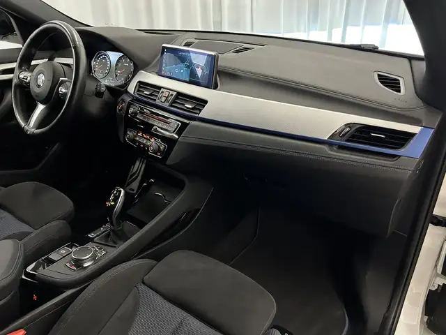 BMW X2 view 8