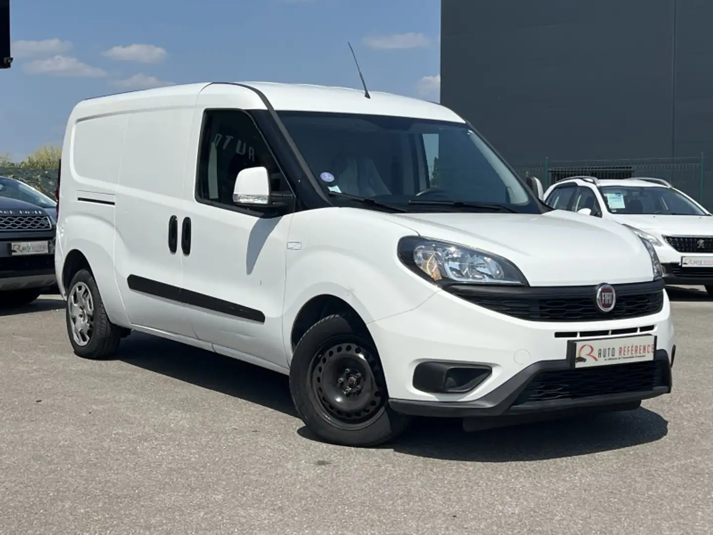 Fiat Doblo MAXI 1.4 TJET 120 CH L2 / GPL / 1ERE MAIN / ESSENC Blanc - 2